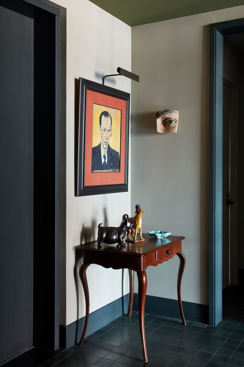 64faa3cdc9070a94b51c5c0a1-Ryan-Lawson-A-Chelsea-Loft-Apartment.jpg