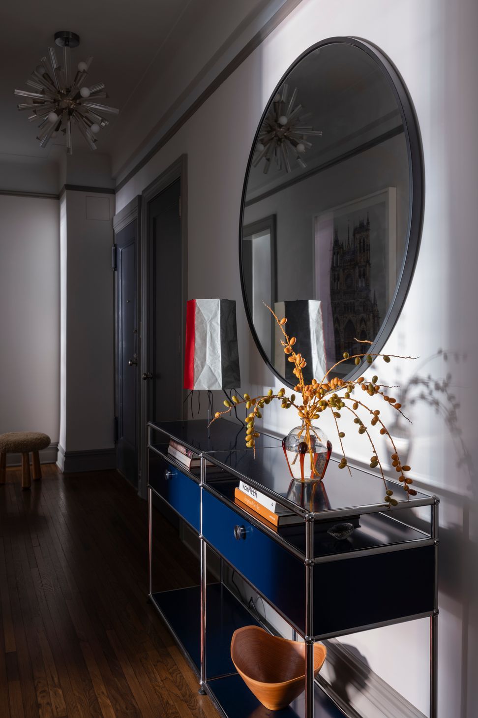 69b81e647a42b2ea6b3373e601-Ryan-Lawson-A-Greenwich-Village-Apartment.jpg