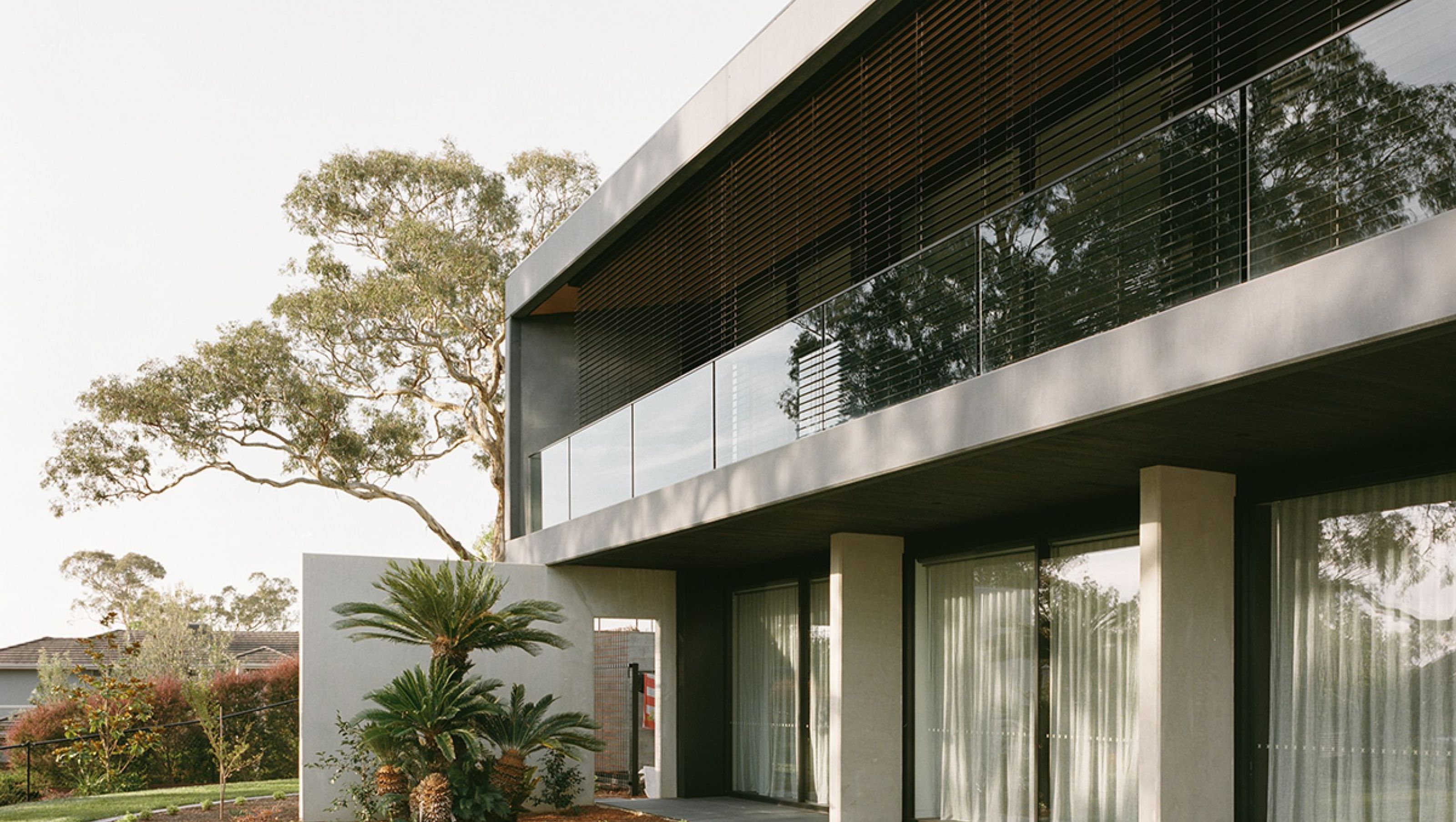Deakin House, Deakin