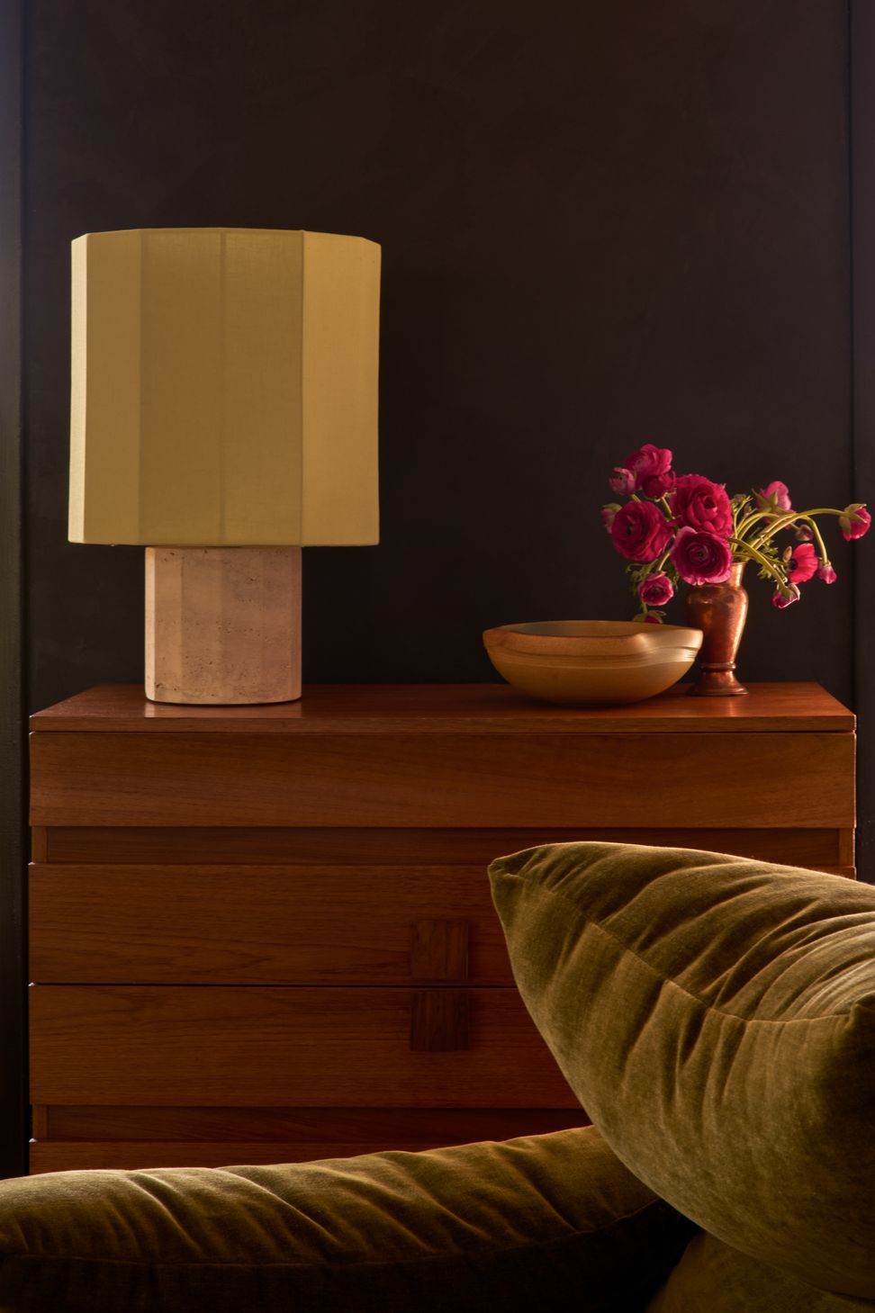 brixton-the-warren-interior-design-mid-century-modern-pasadena-living-room-cabinet-lamp-06-ap-compressed.jpg