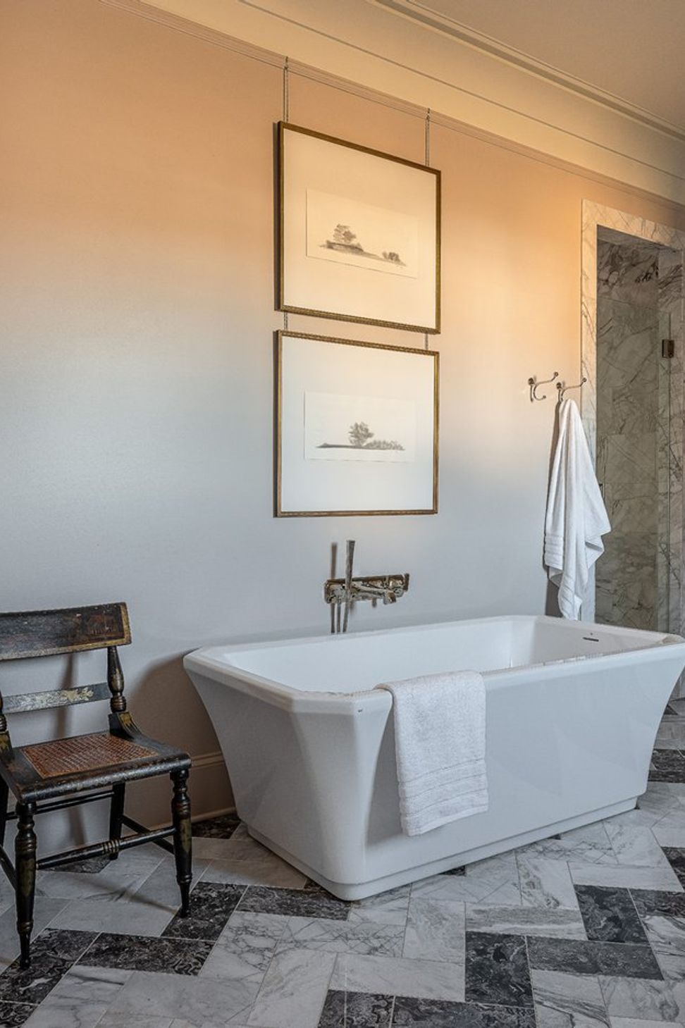 showhomethewarreninteriordesignbathroomfreestandingtubcheckerboardfloor-12.jpg