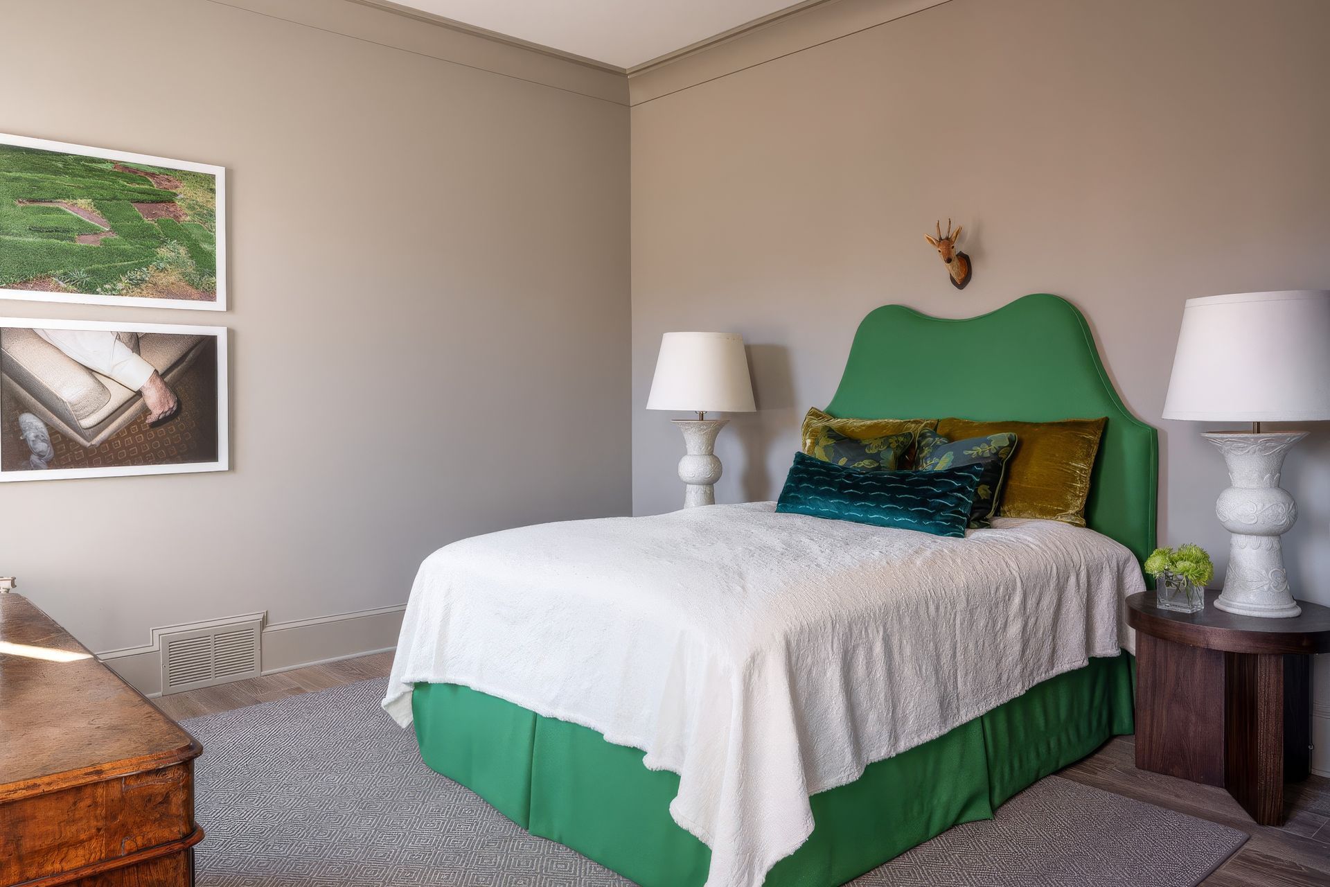 showhomethewarreninteriordesignbedroomgreenupholsteredbed-39-upscaled-by-Replicate.jpg