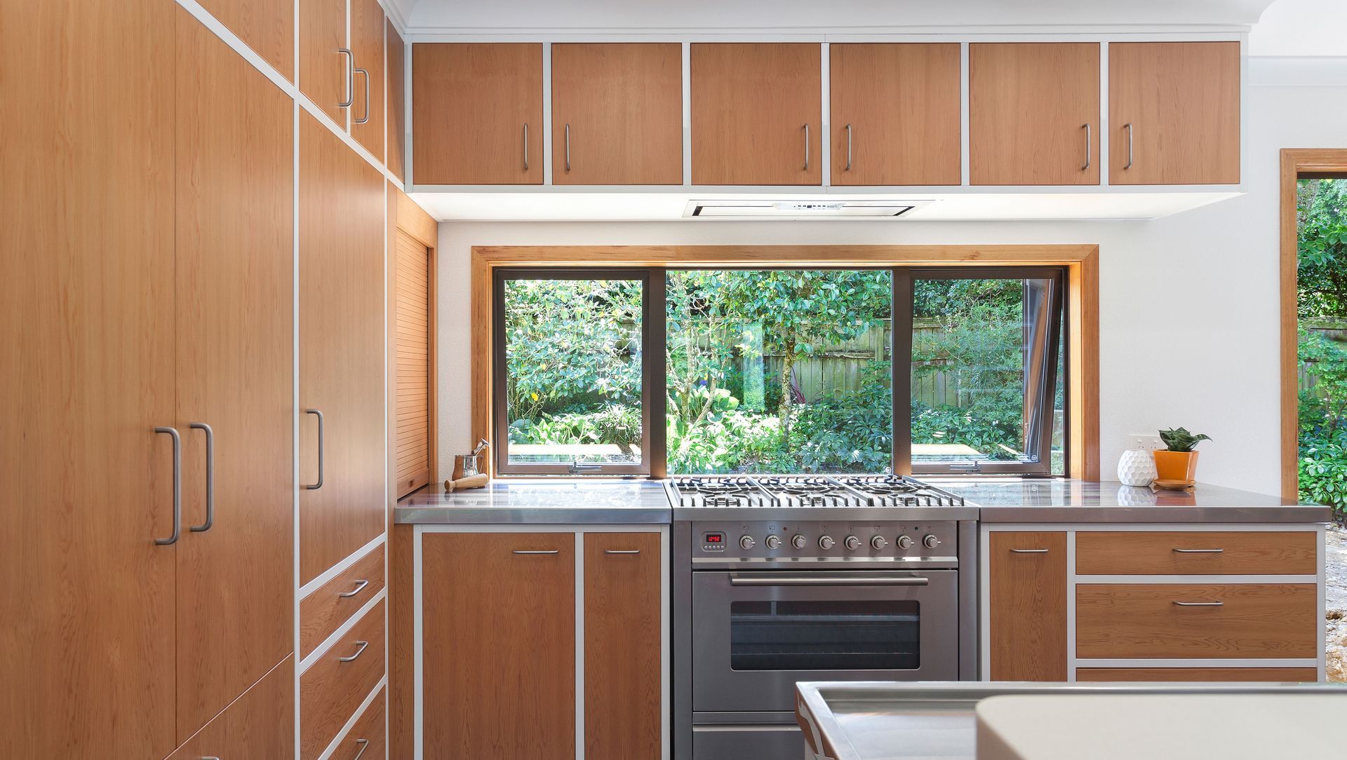 Mid Century Kitchen, Rotorua banner