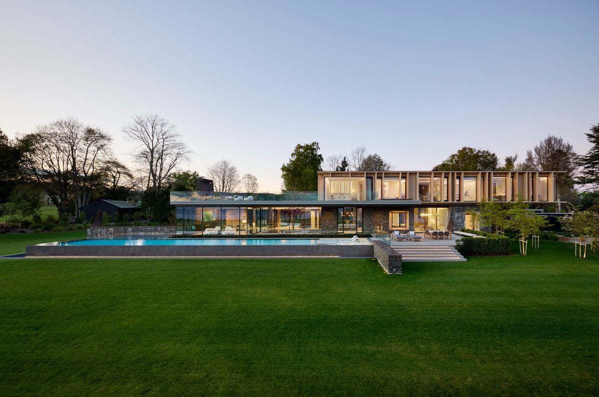 Lake Taupo House and Pavilions