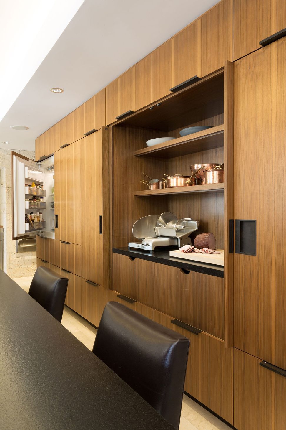 6956b3b98b0b5d88923790ebScientists-Kitchen-Detail-1-p-1600.jpg