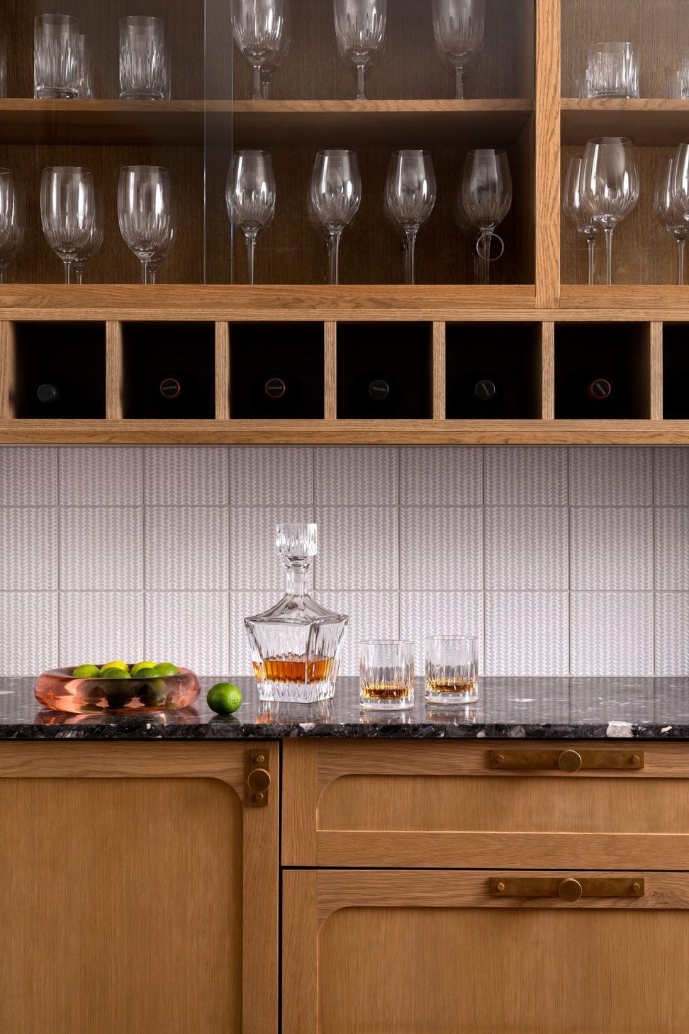 Bar-Vignette-scaled-portrait-2fa1d078ba72626a920a4562d8c70ba5-beps4iv58caf.jpg