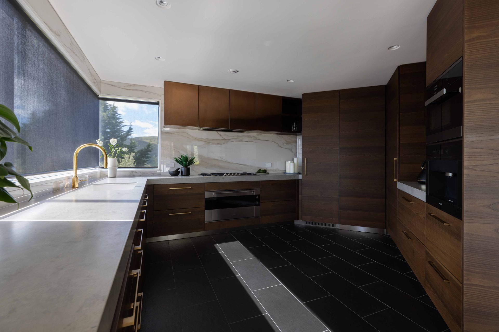 CJ-KITCHEN-SMALL-FOR-ONLINE-9.jpg