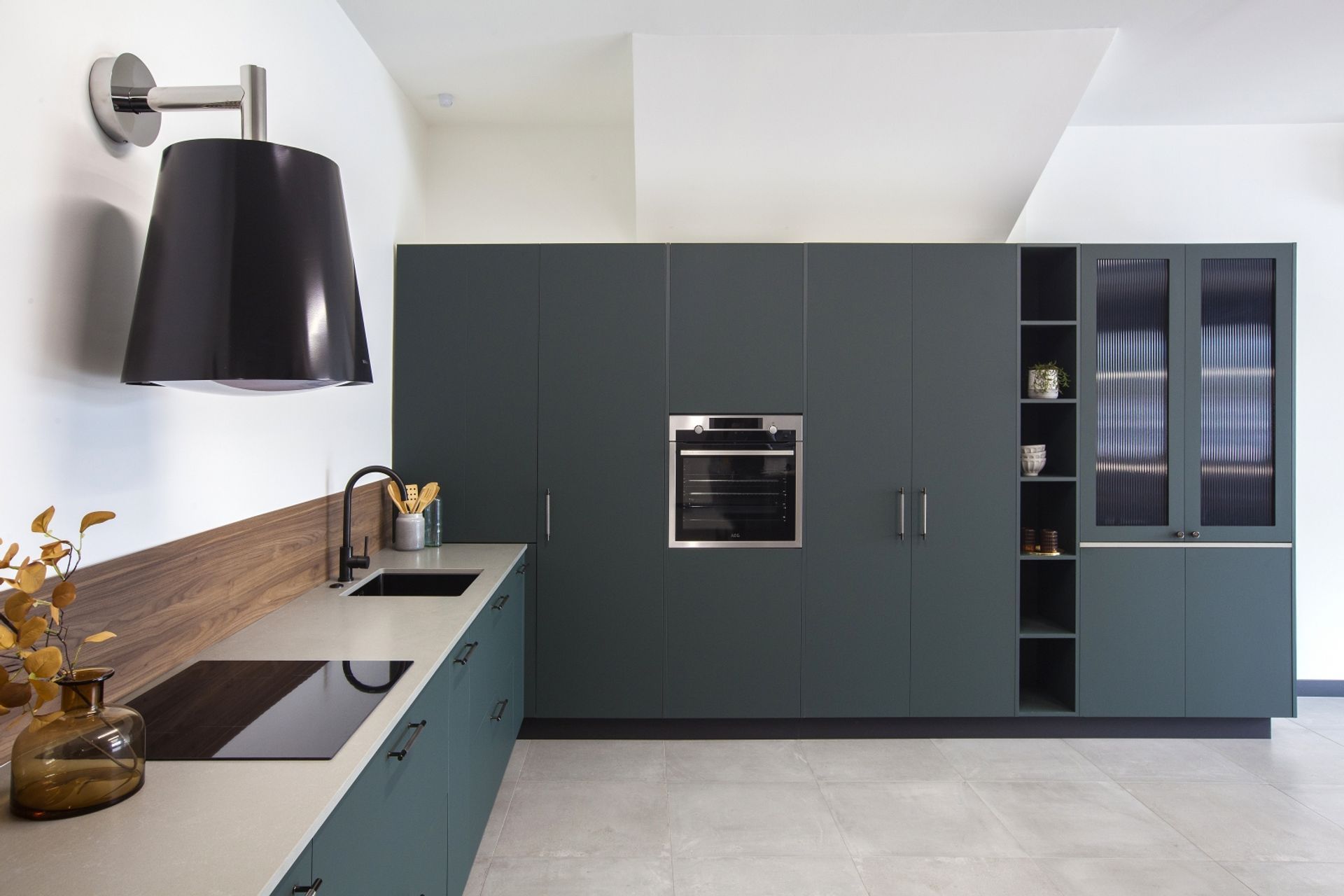 Prime Laminate, Wicked Soft-Matt, Prime Laminate Notaio Walnut Wood-matt, Prime Stone Apollo. Design by Misco Joinery.