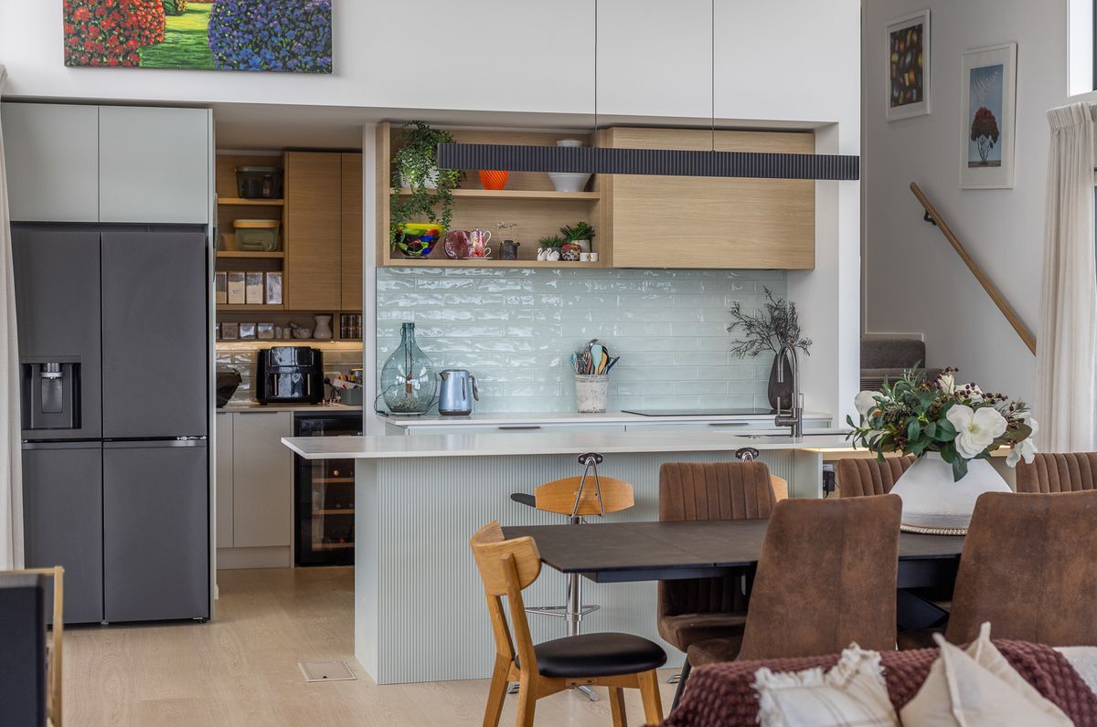 Elevated Natural Living - Waikanae, Waikanae Hills