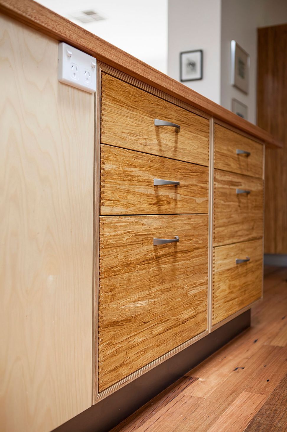 SelectCustomJoineryKitchen014-1.jpg