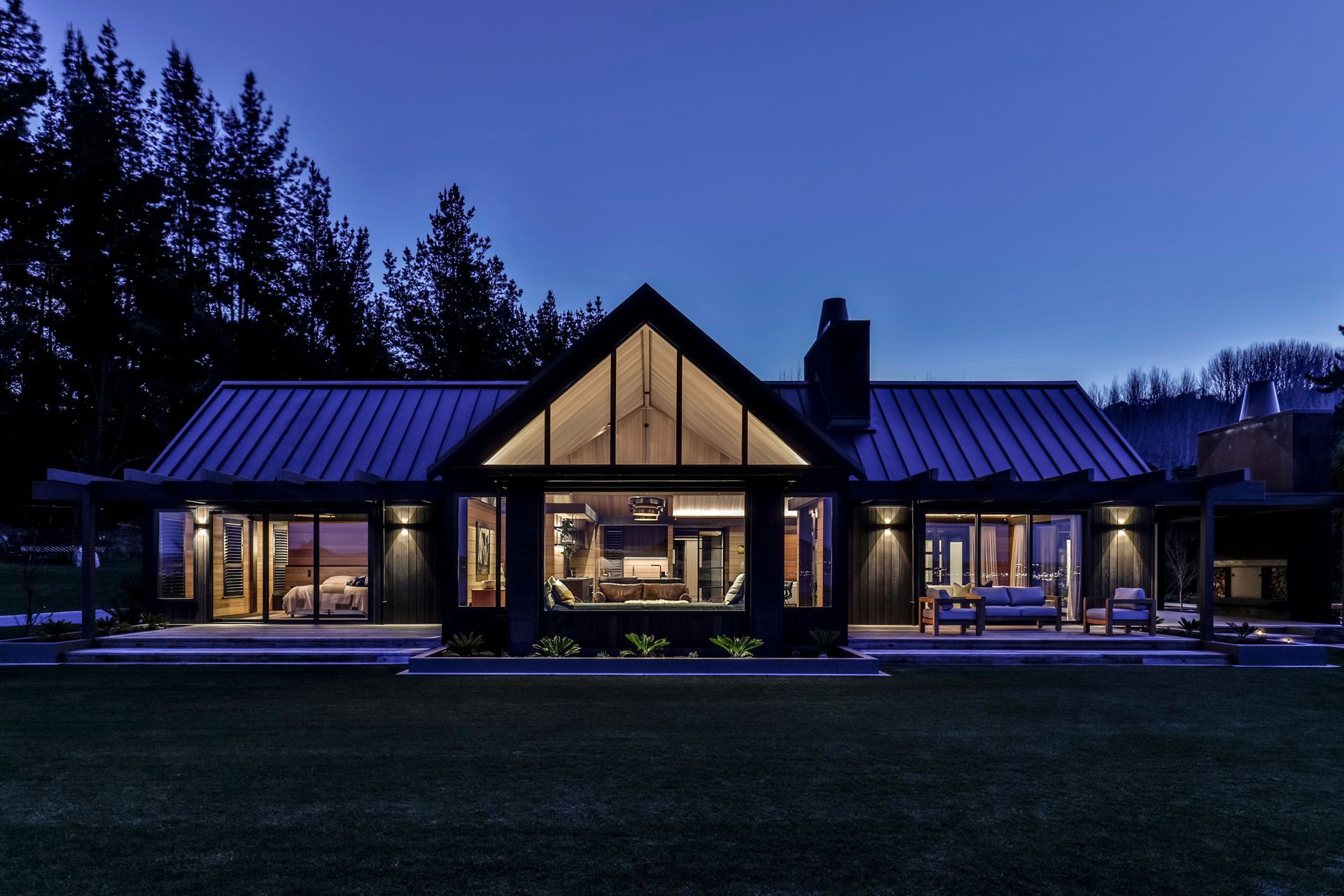 Acacia Bay Gables
