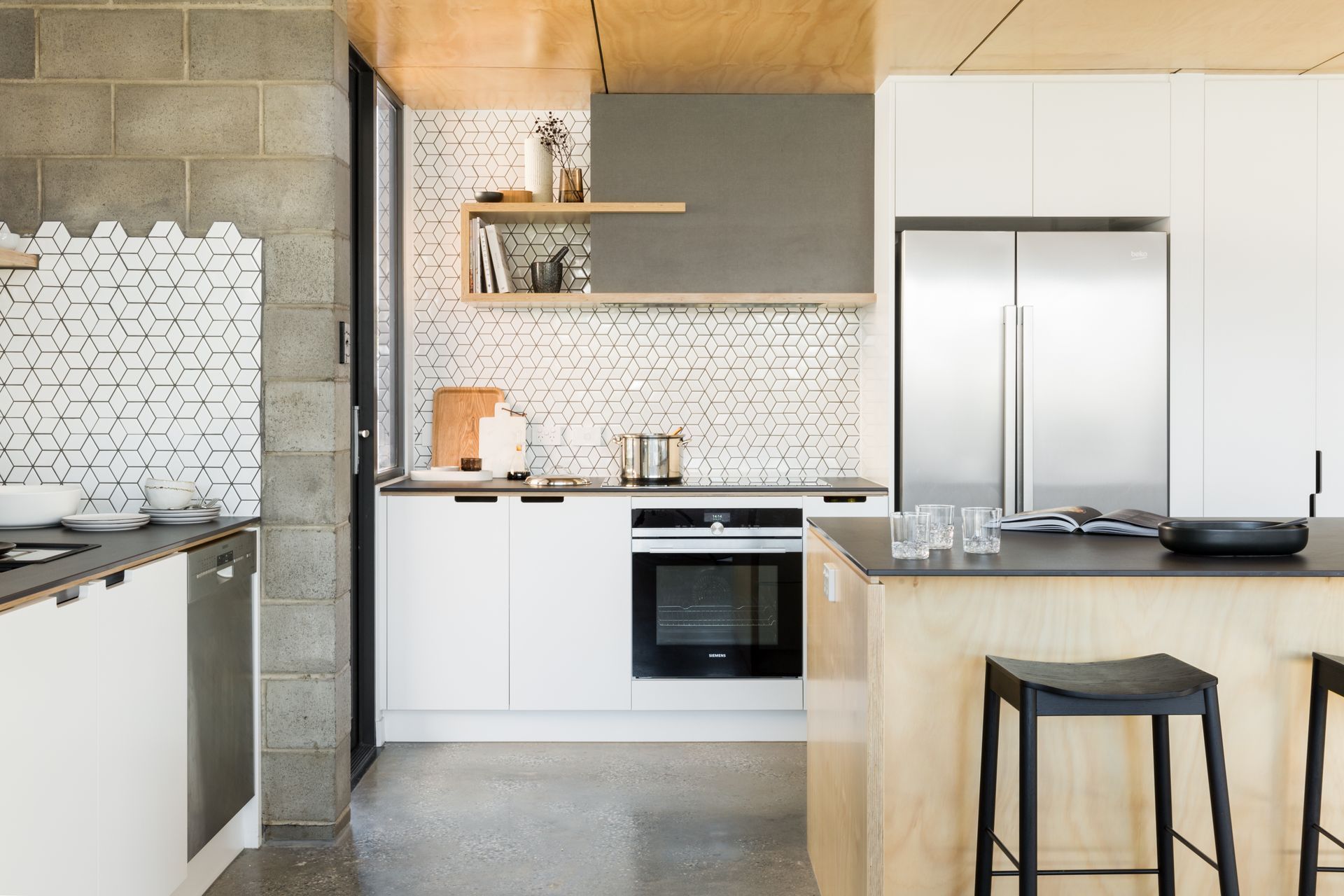 brihammond-337-spacecraft-amy-kitchen-072-HR.jpg