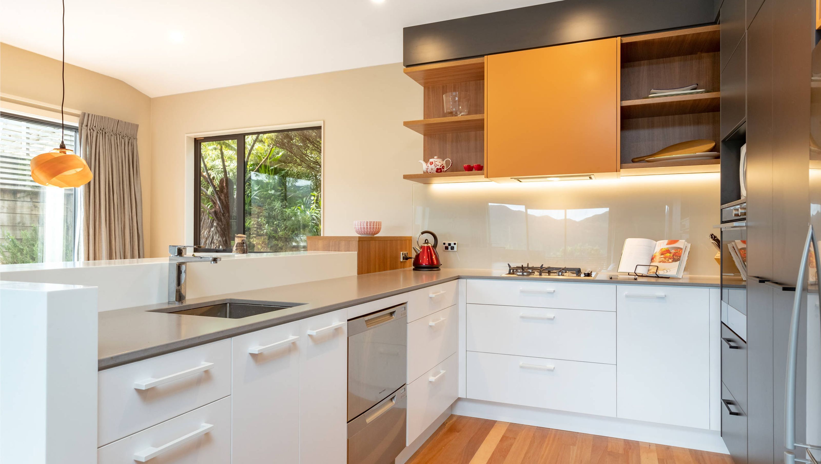 Modernist Small Kitchen