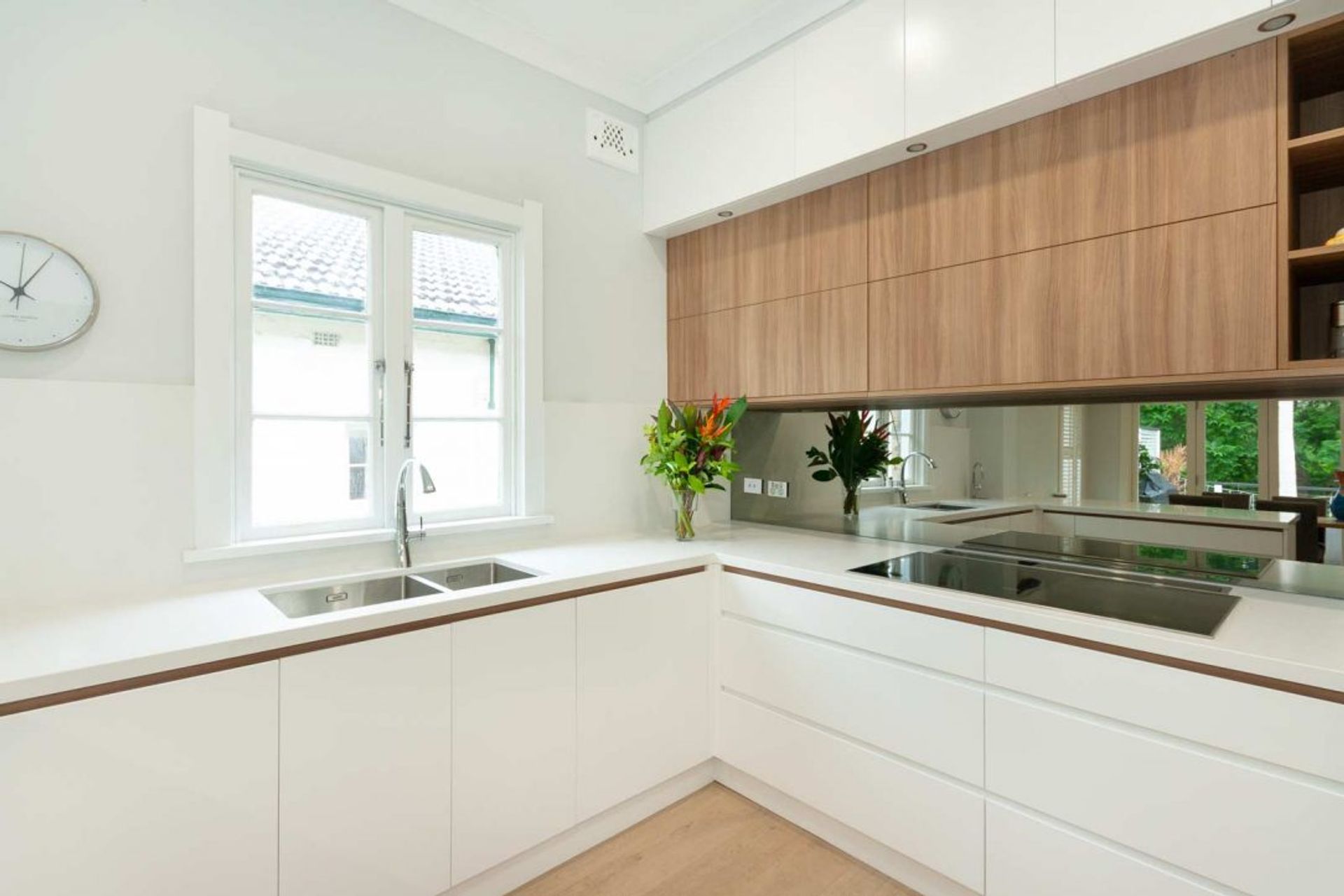 kitchen-design-Sydney-modern-Miele-Dulux-polyurethane-white-timber-Premier-Kitchens-Australia-04-1084x723.jpg
