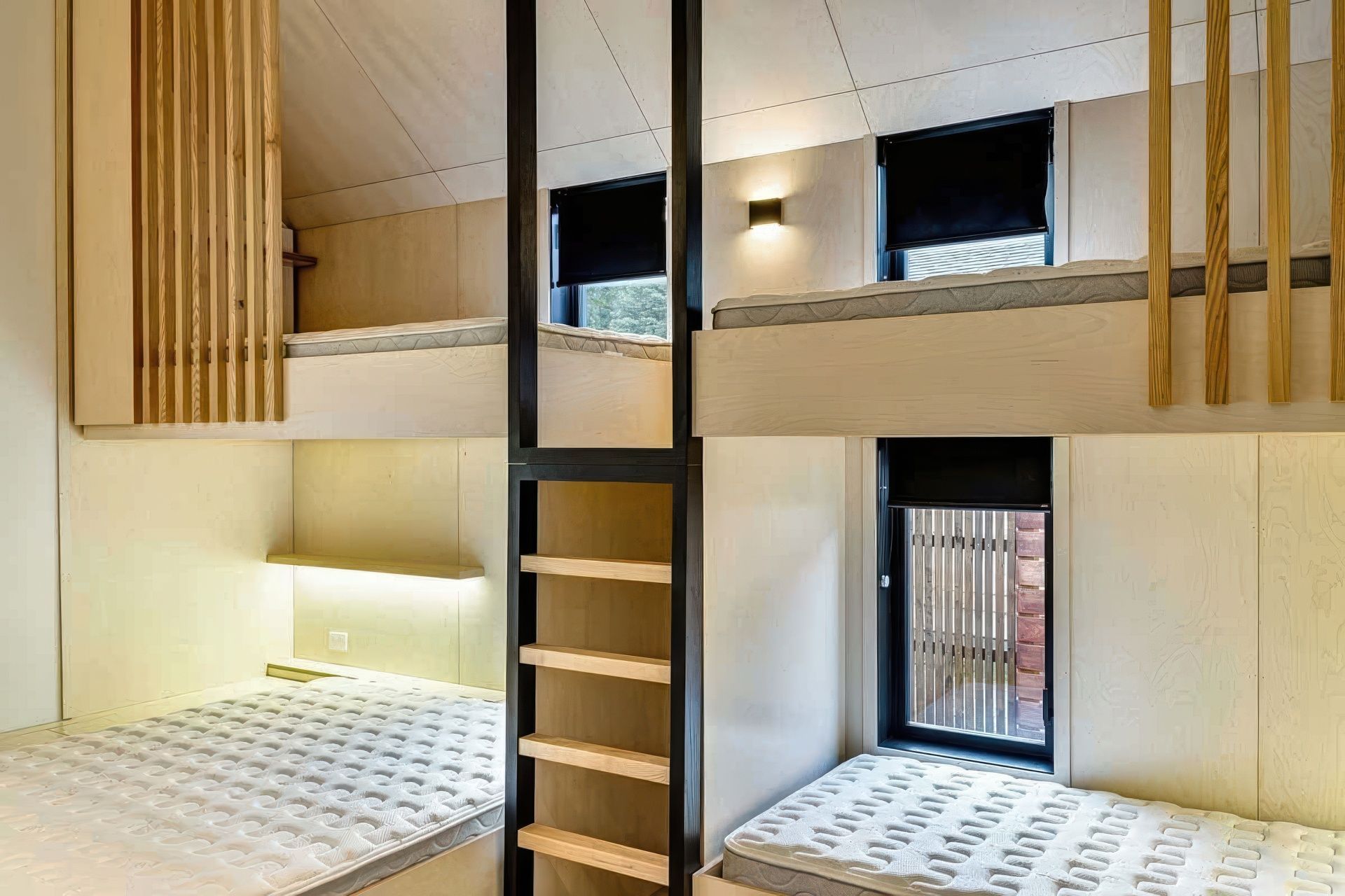 plywood-PlyPlay-bunkbed-design-gigapixel-high-fidelity-v2-16x.jpeg
