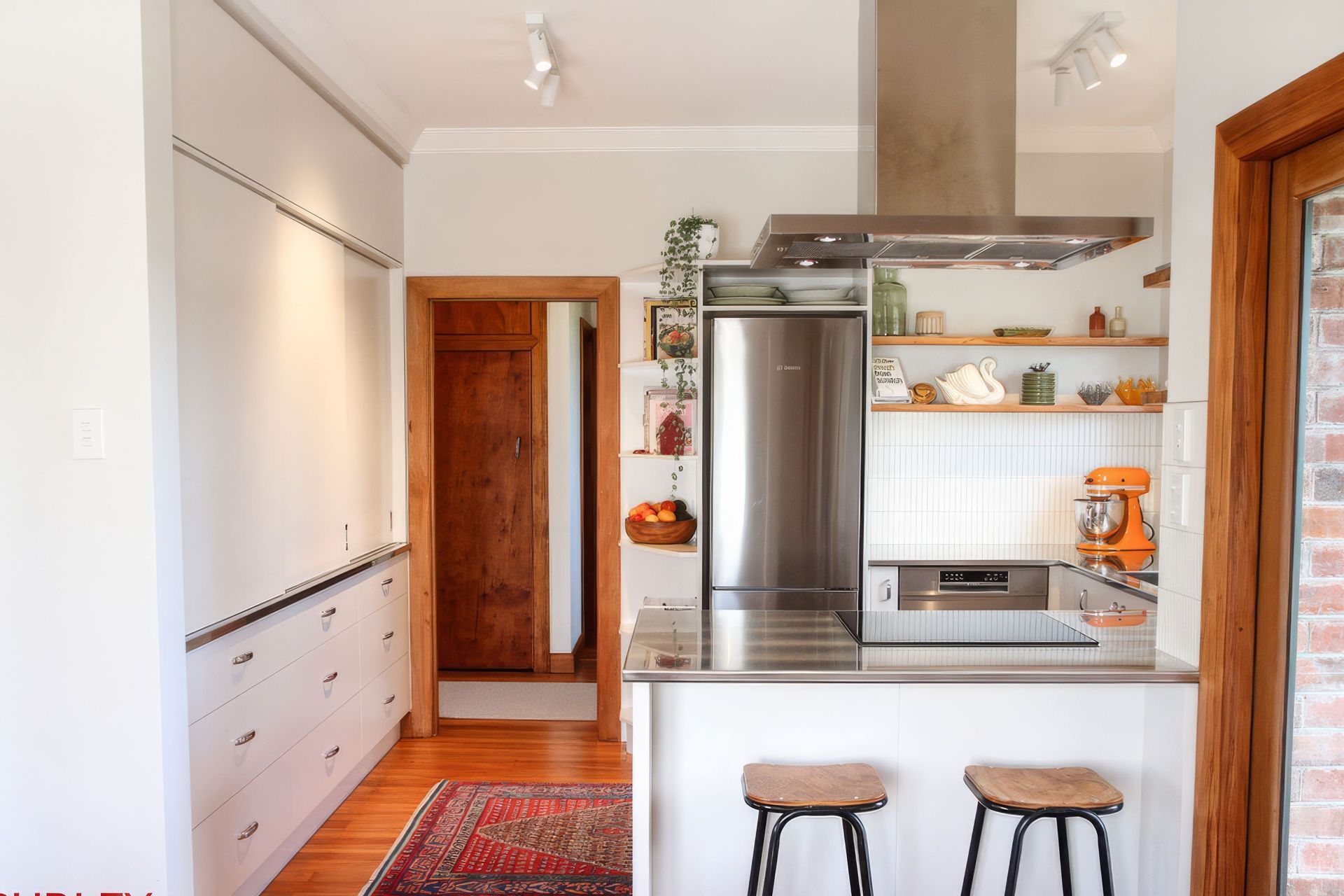 stainless01-gigapixel.jpg