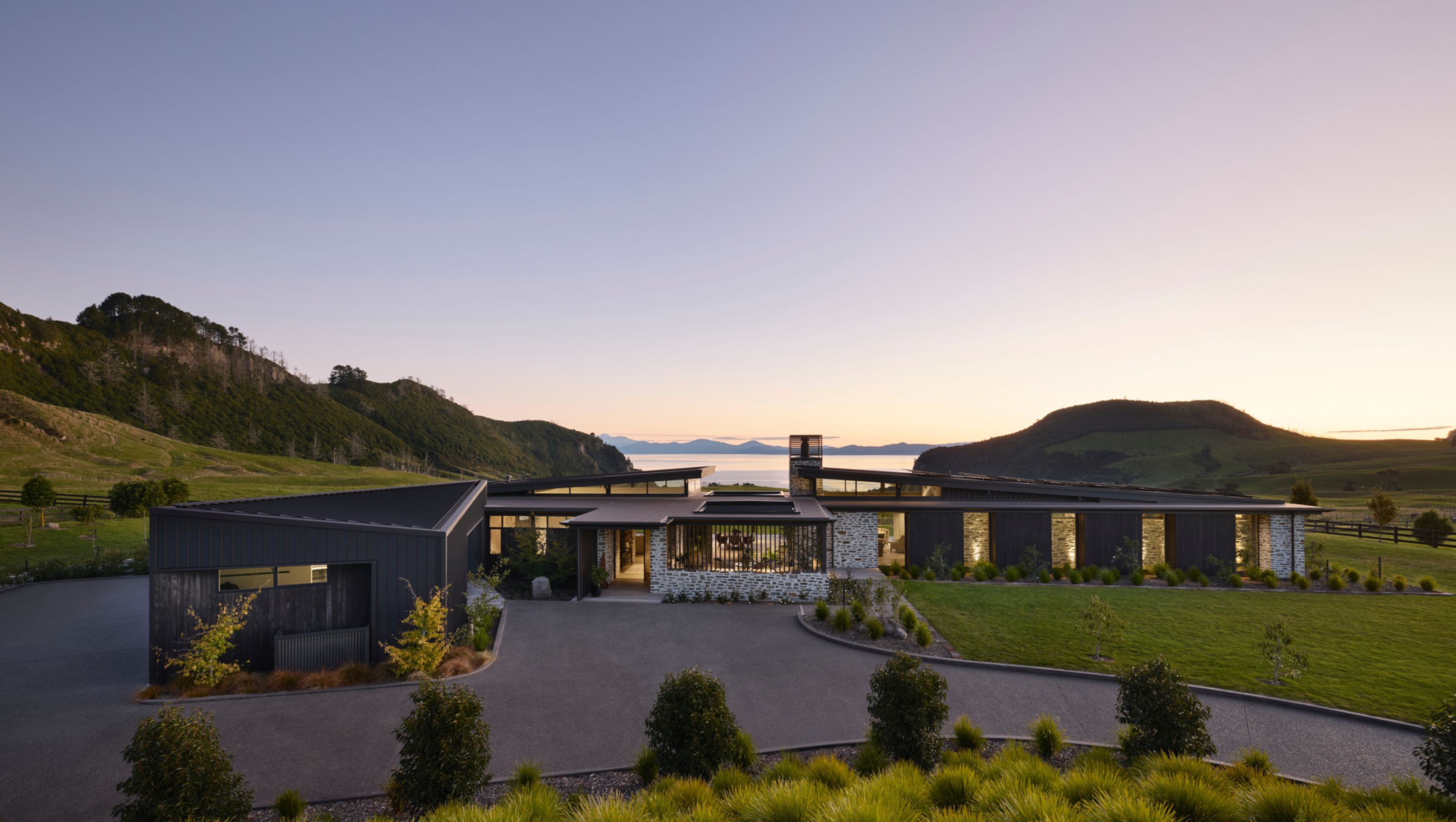 Kaiapo Bay Lake House