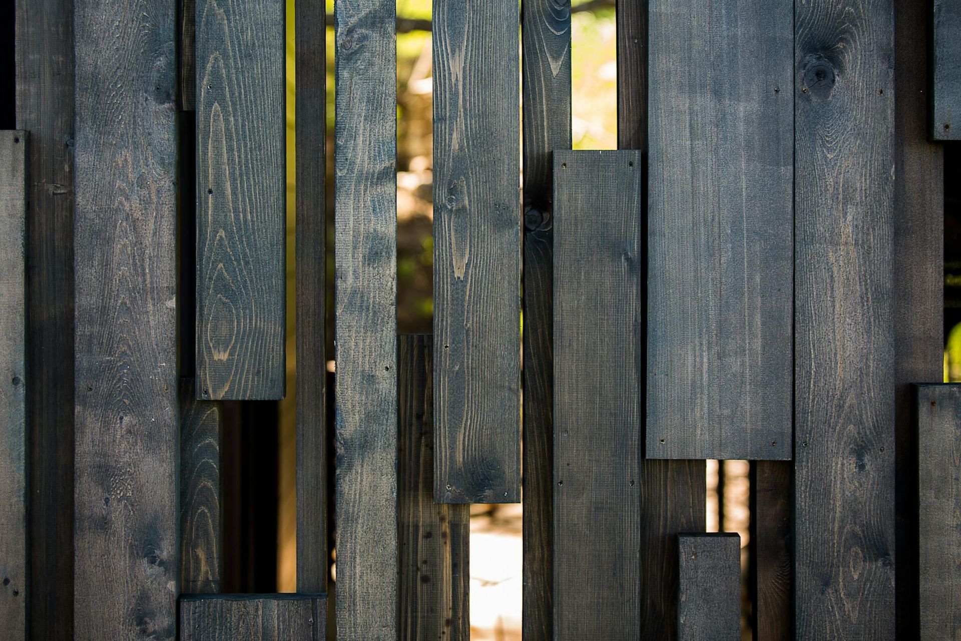 Bunny-Run-Boat-Dock-Andrew-Pogue-H-Wood-Screen-Detail.jpg