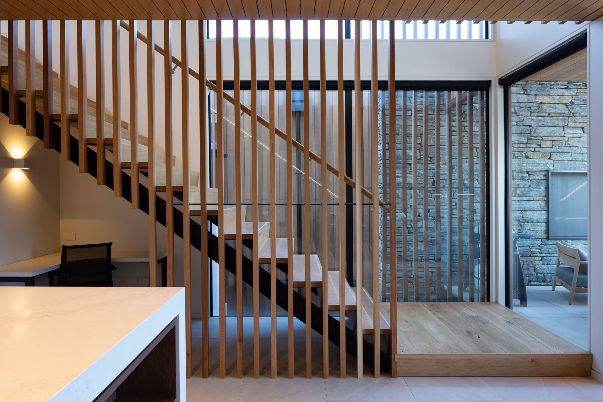 Lakeside Villa | QLPM &amp; Rohan Architects