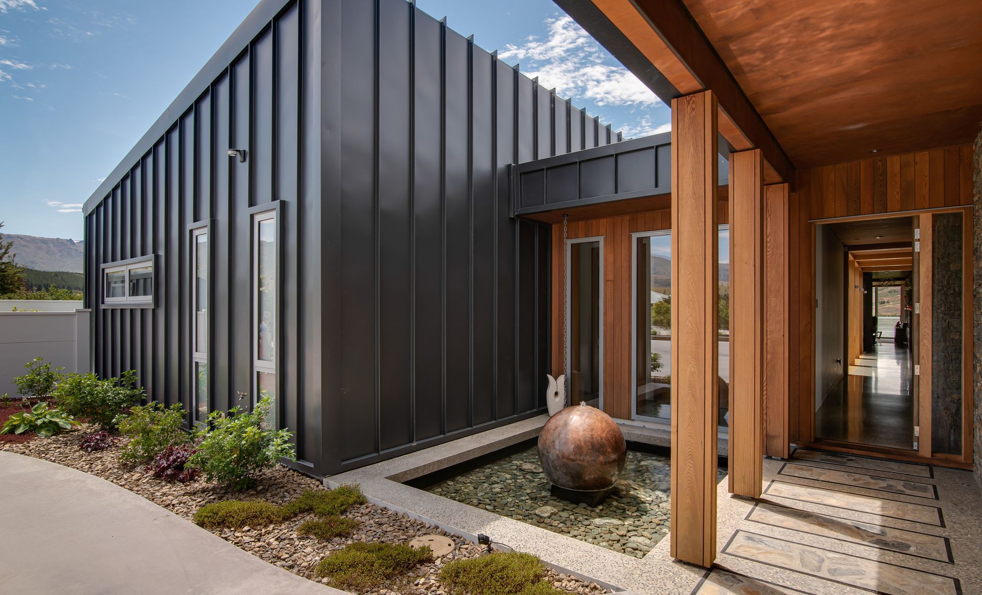 Cromwell Lakehouse