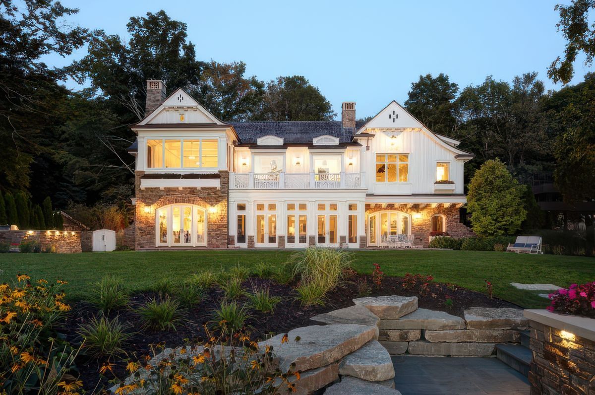 Michigan Lake House