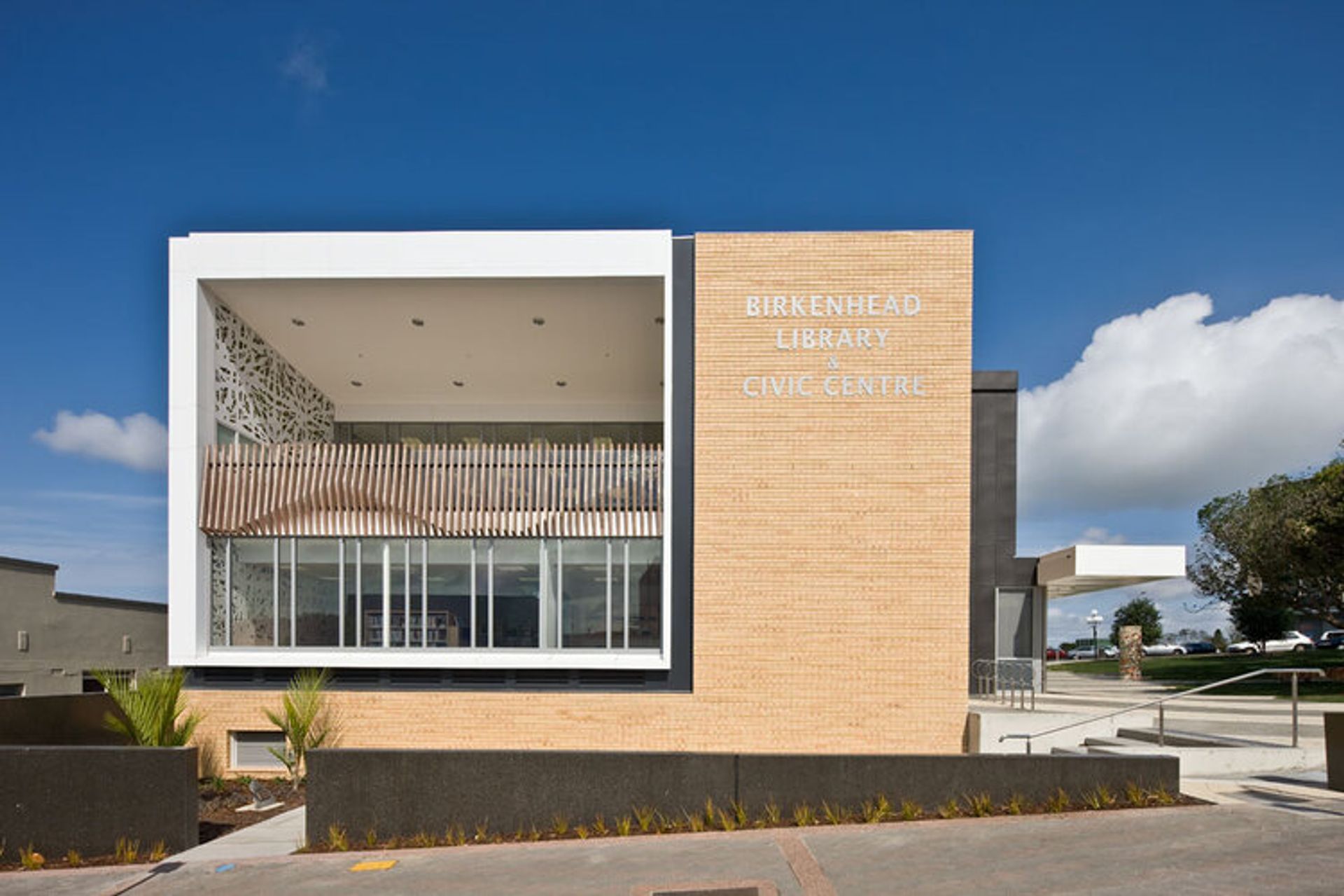 Birkenhead Library &amp; Civic Centre