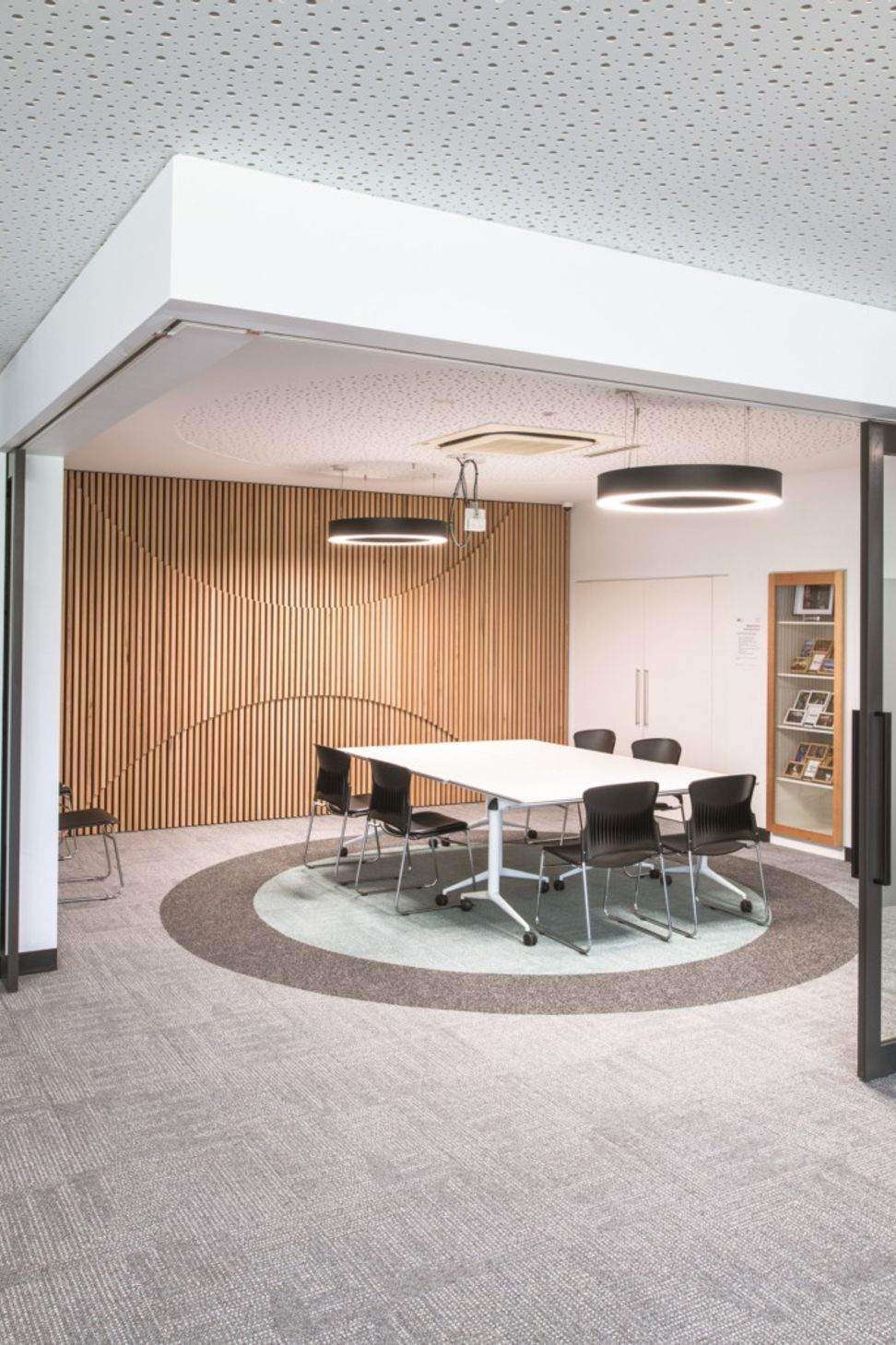 Tatura Library