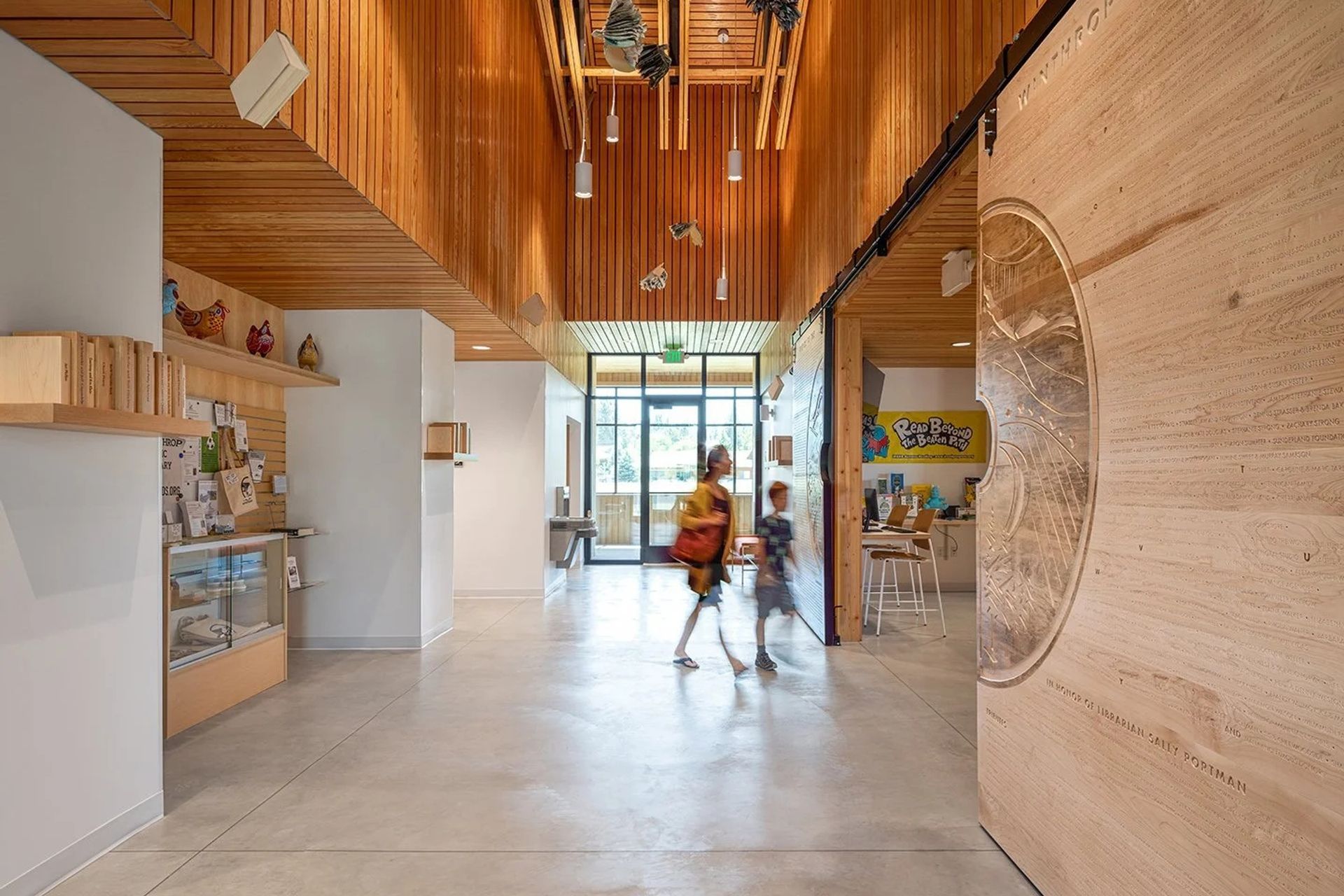 Winthrop-LibraryJA-Civic-CommunityPhoto-by-Benj-Drummond5-ap-compressed.jpg