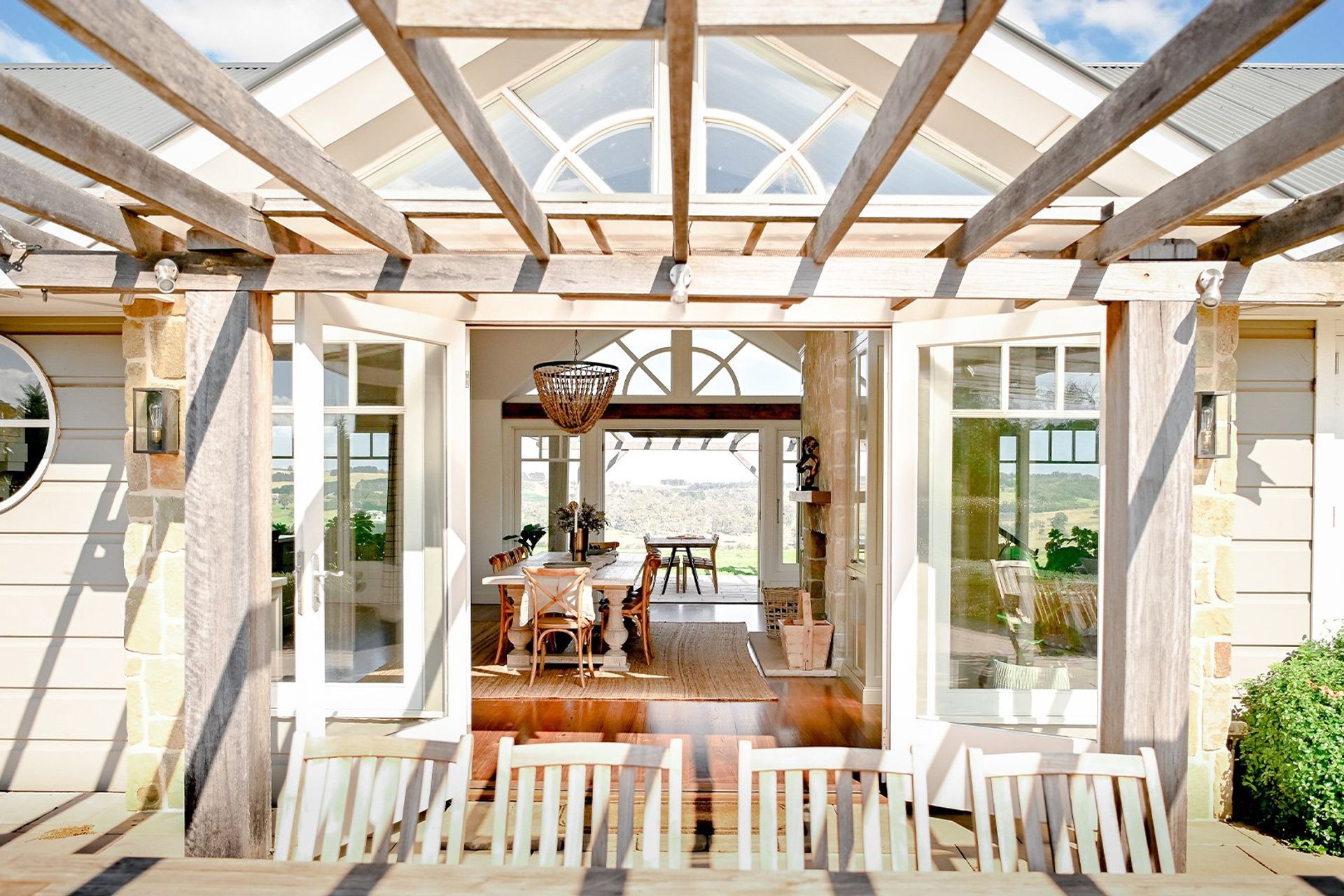 AX-i1000IB-DS-Monterey-House-Berrima-NSW-Exterior-7.jpeg
