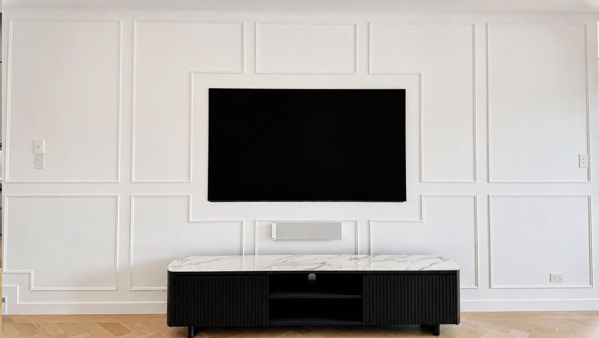 Custom Wainscoting Design banner
