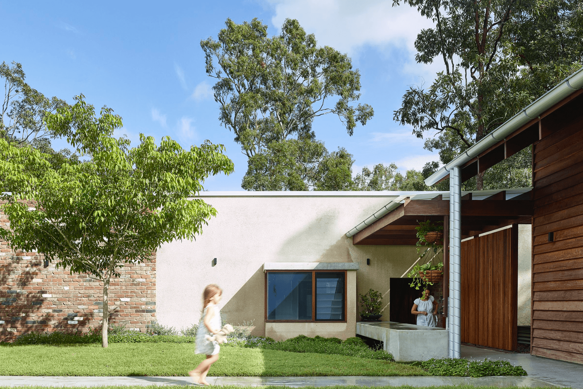 SG-Multivision-8000-DS-The-Greenhouse-Samford-Valley-QLD-Exterior-3.png