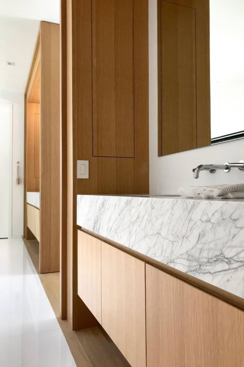 imgi19minimal-bathroom-interiors-in-long-island-modern-farmhouse-gigapixel-standard-v2-2x.jpg