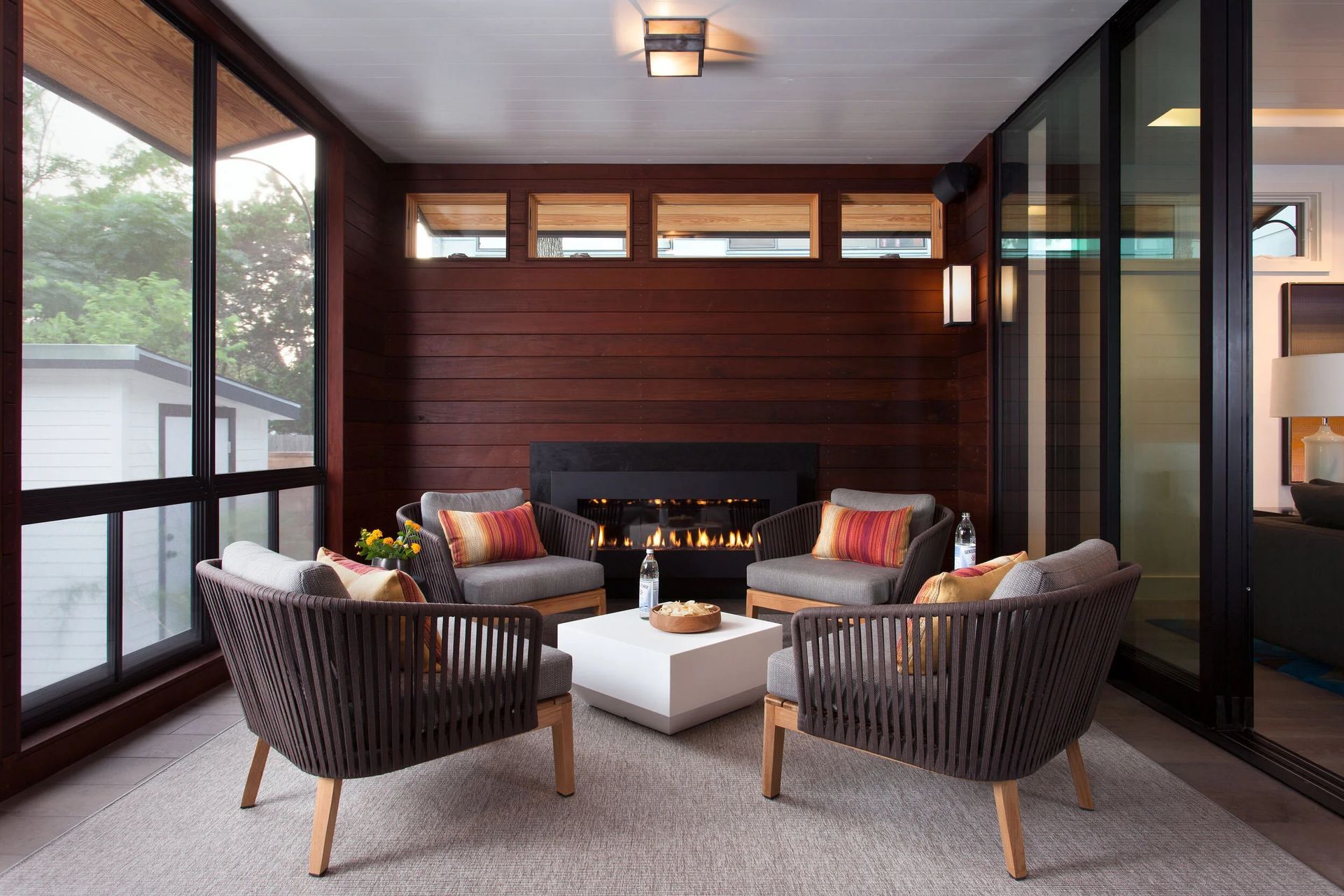 imgi53StolleScreened-Porch.jpg