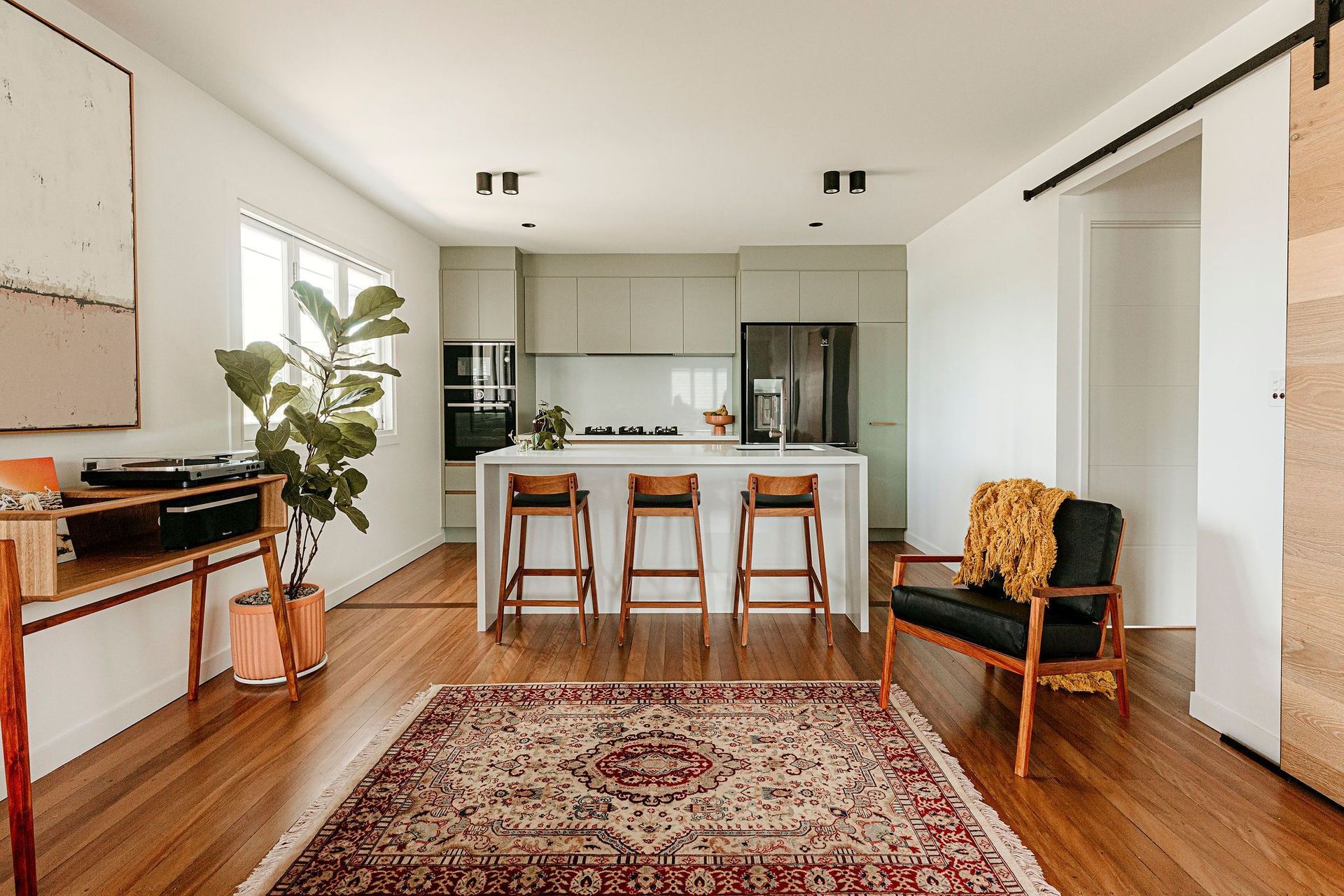 paradise-timbers-stork-furniture-timber-species-tas-oak-rosewood-spotted-gum-american-black-walnut-vic-ash-1b.jpg