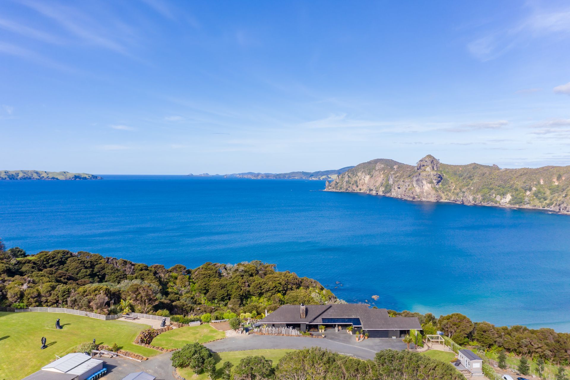 20220917Taupo-Bay-Lodge-10.jpg