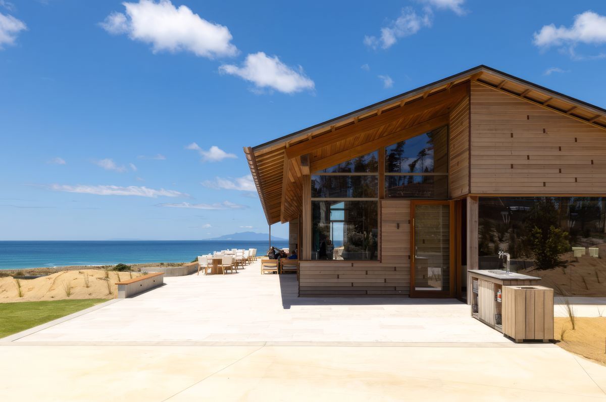Te Arai North Club House