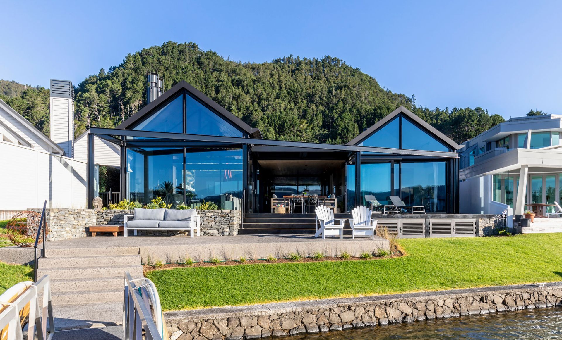 Waterway, Pauanui