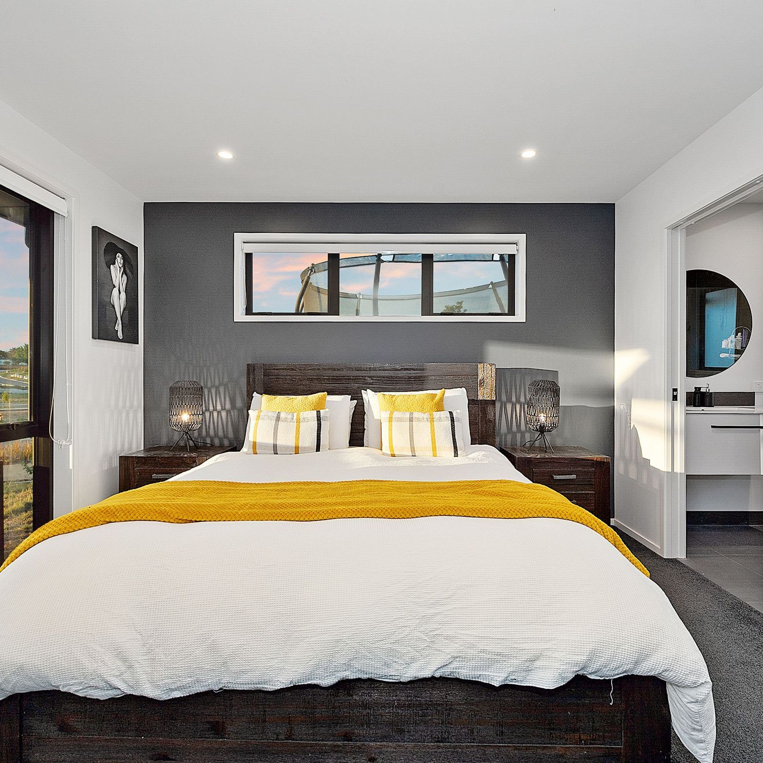 075Open2viewID528259-TePaeaAvenue33.jpg