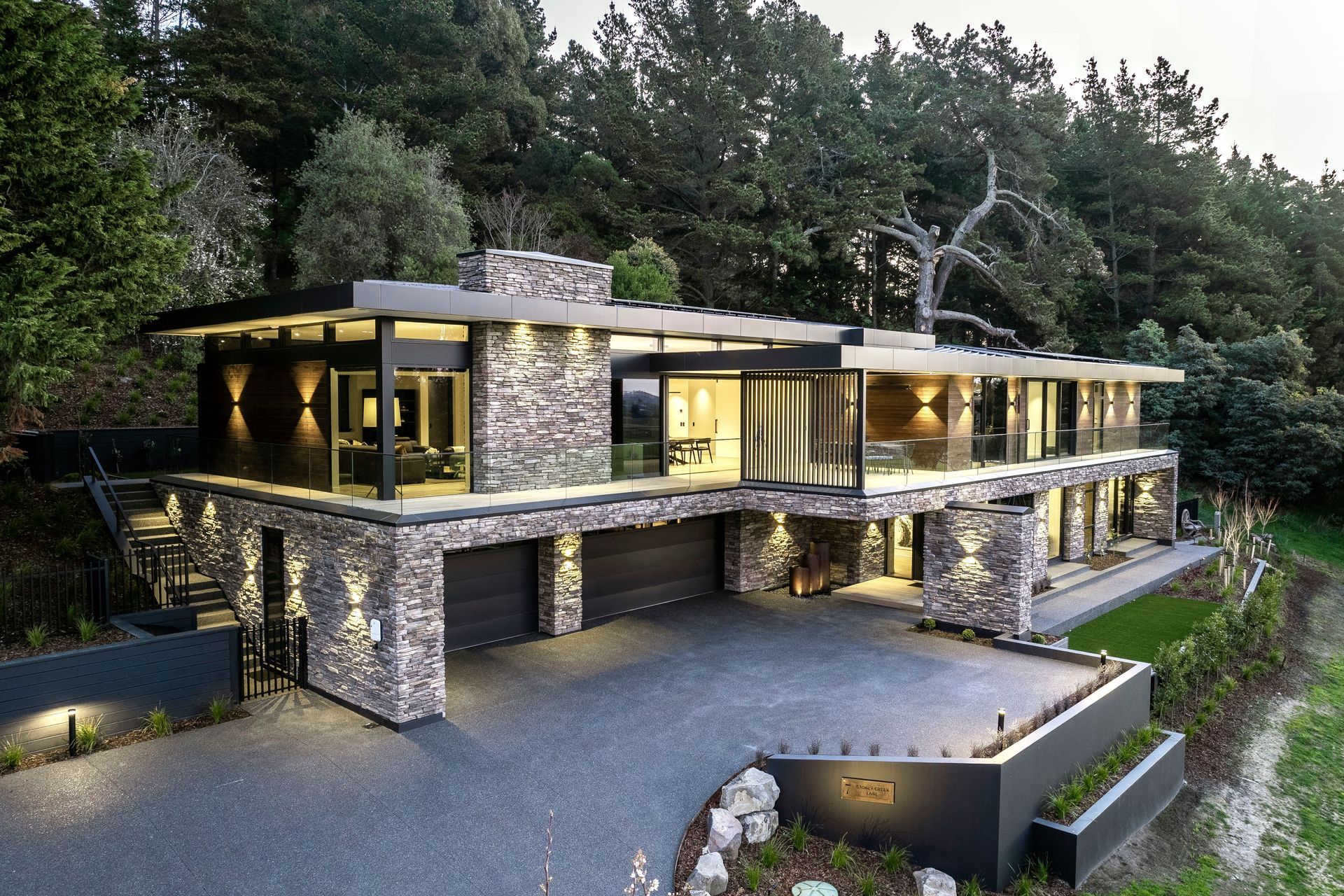 08-v17.jpg