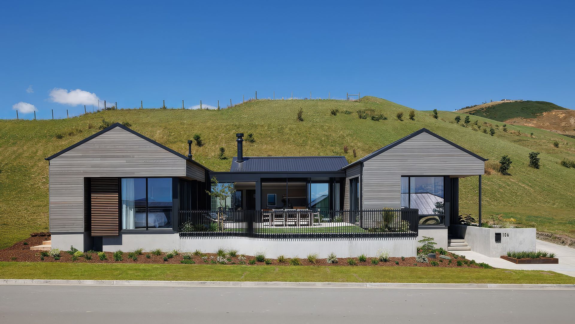 Tasman Gables banner