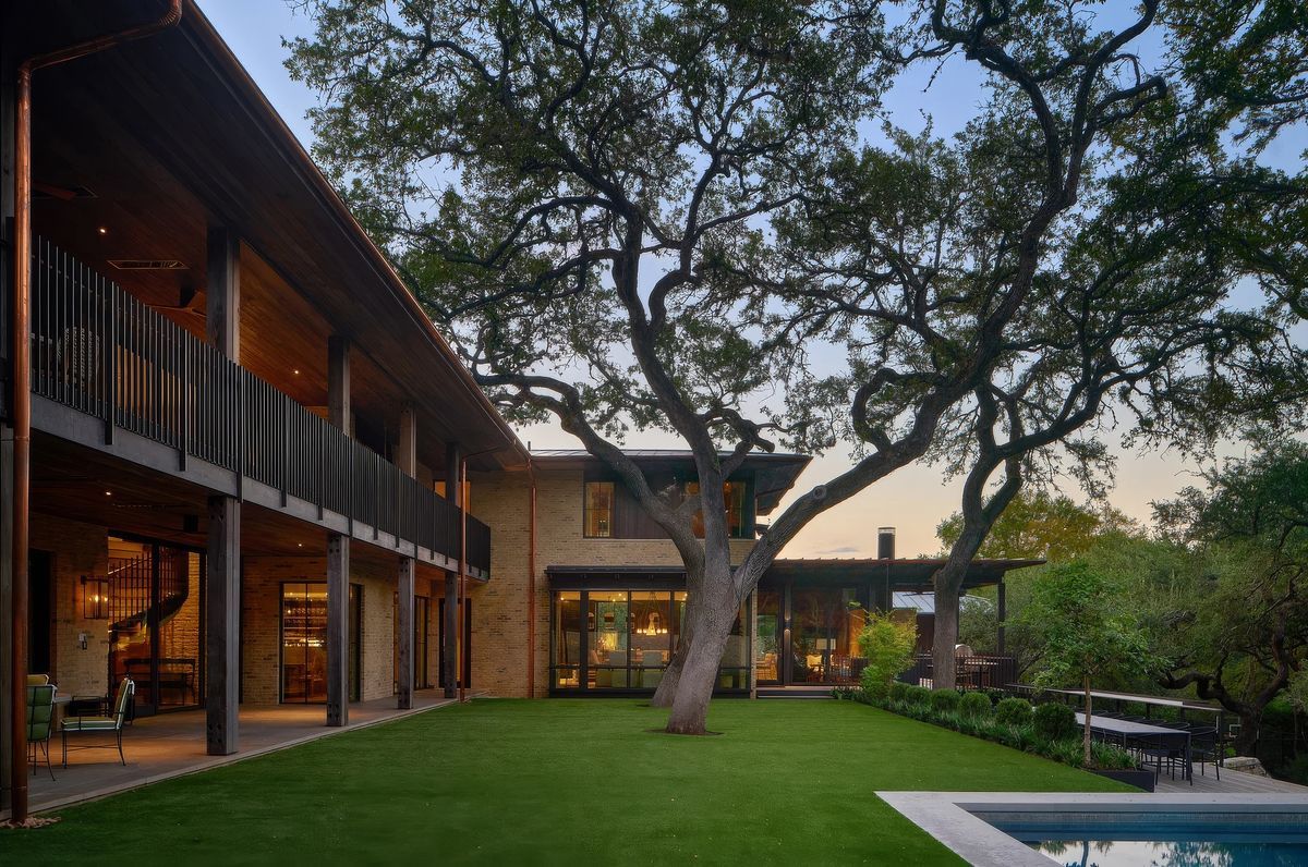 Oak Creek Court