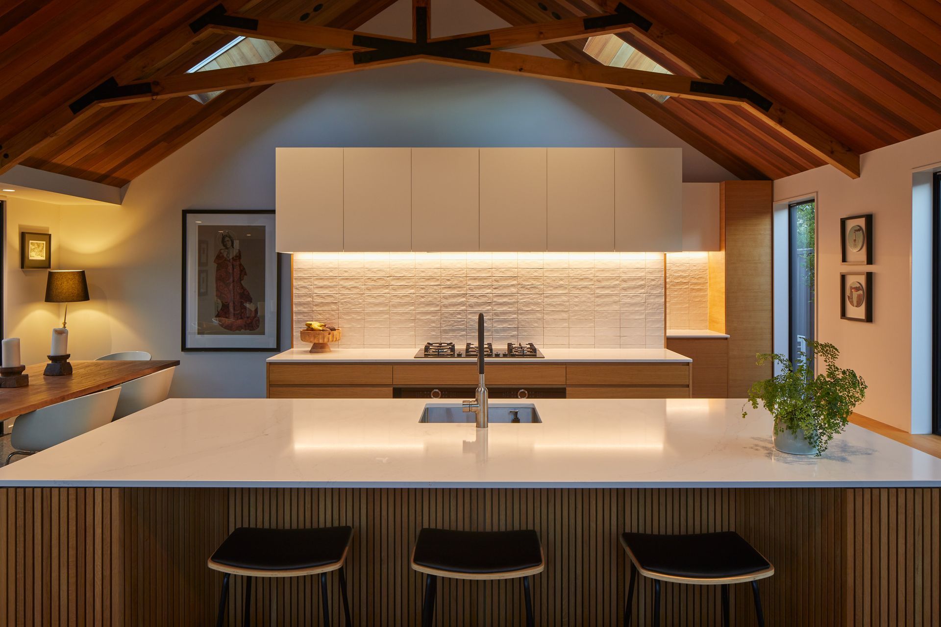 2-Ellison-HseKitchen-Sarah-Rowlands2.jpg