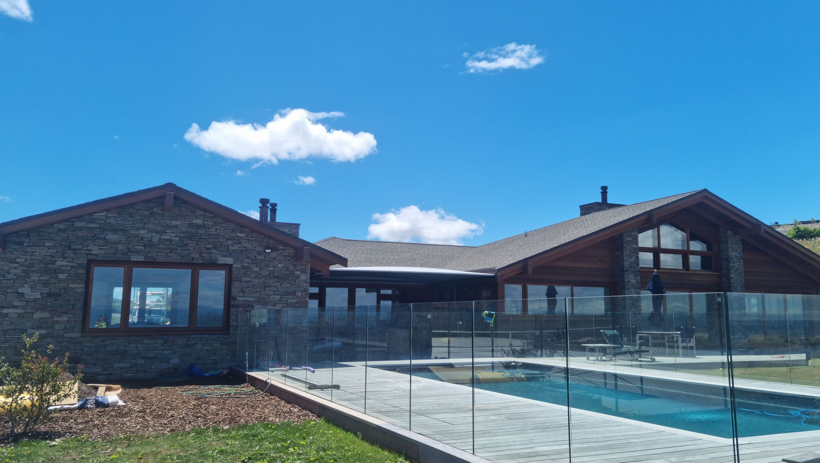 Whakaroa House