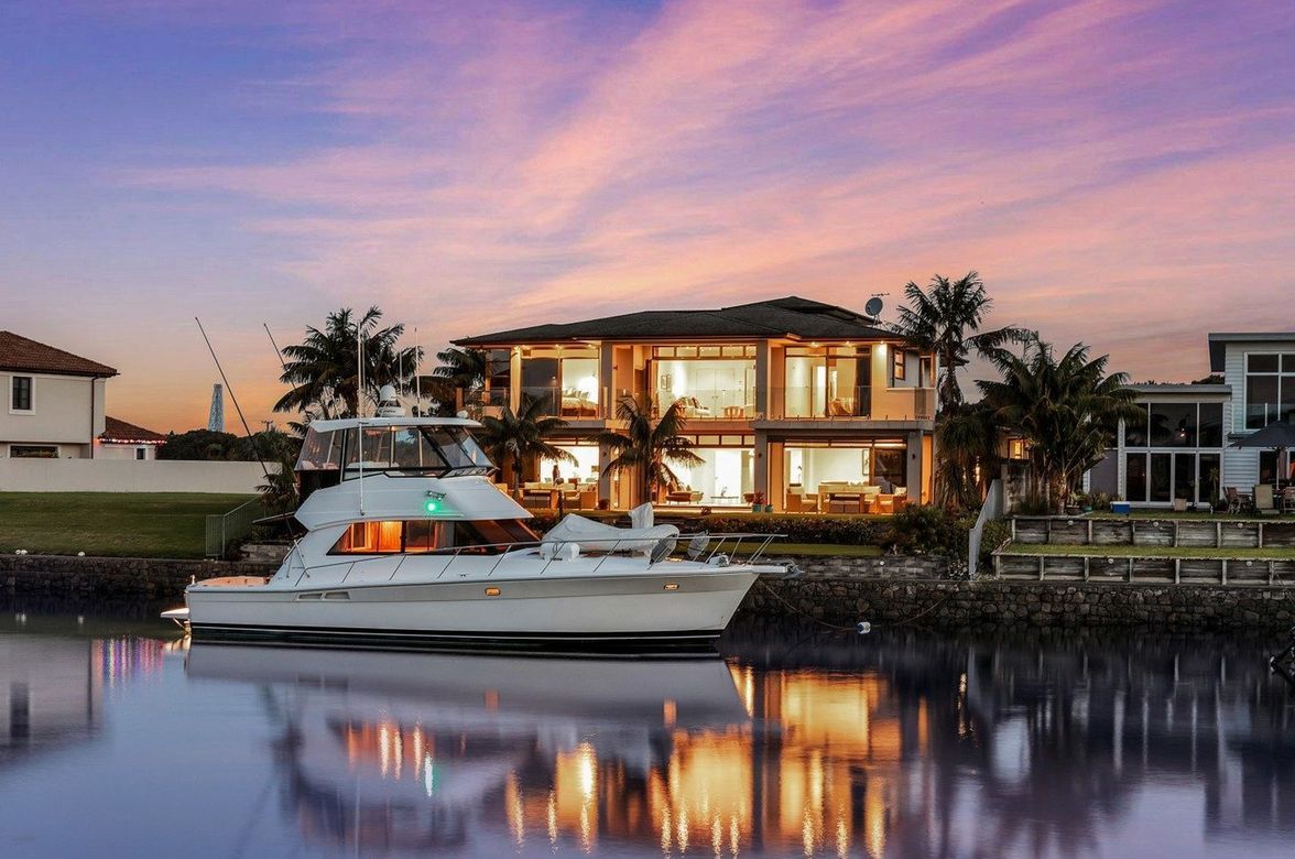Luxury in Marsden Cove Marina