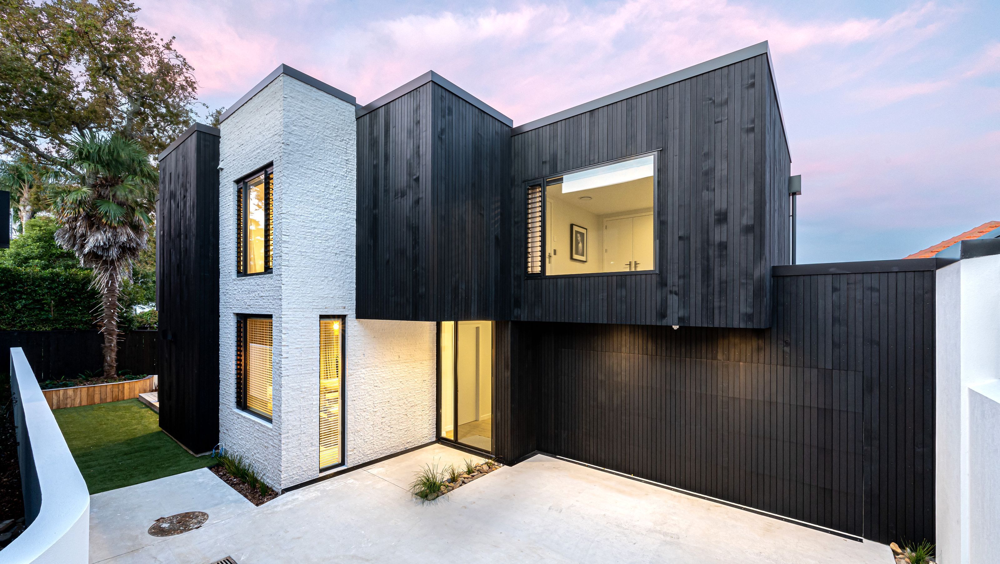 Takapuna Beachside Living