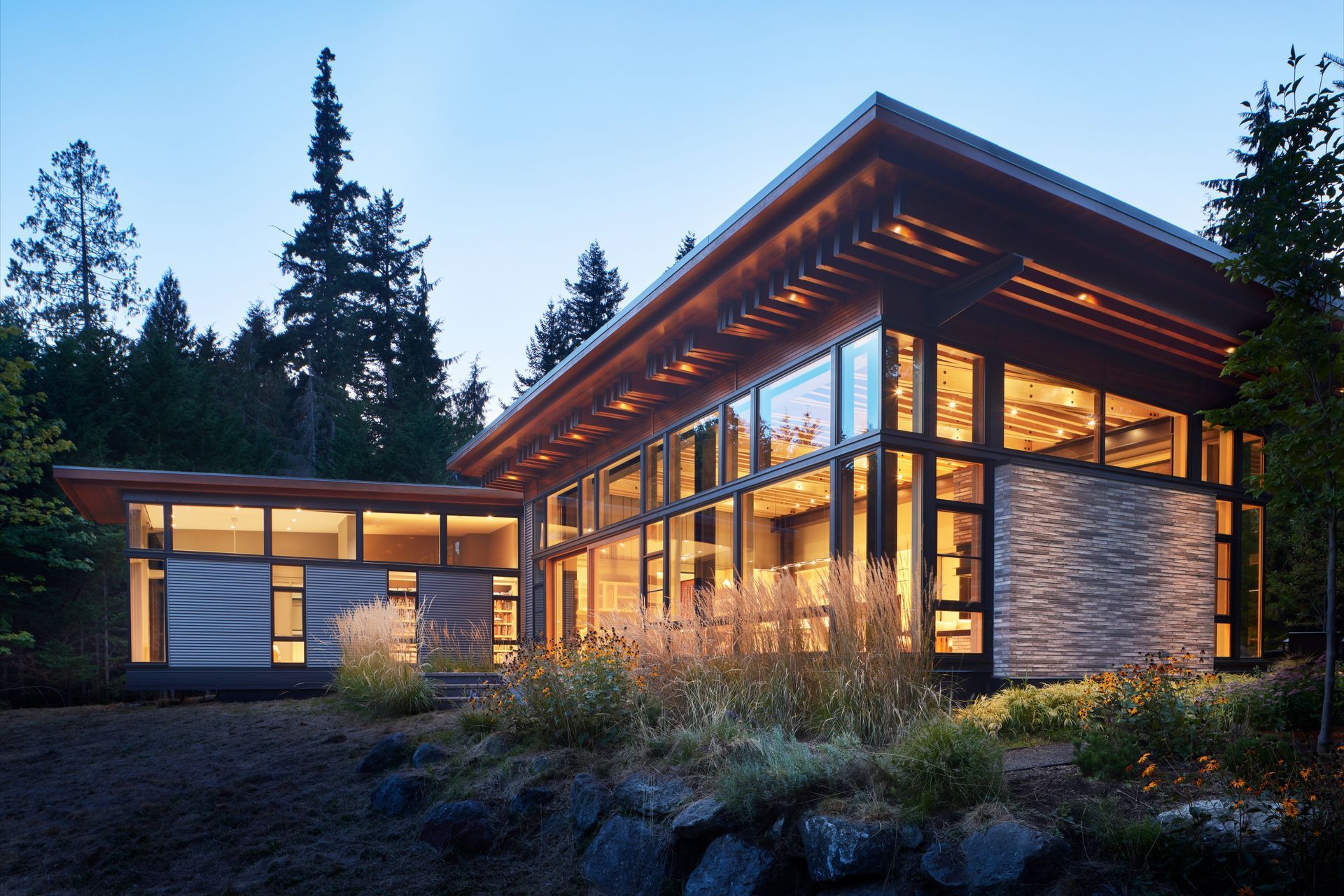 3Bainbridge-ap-compressed.jpg