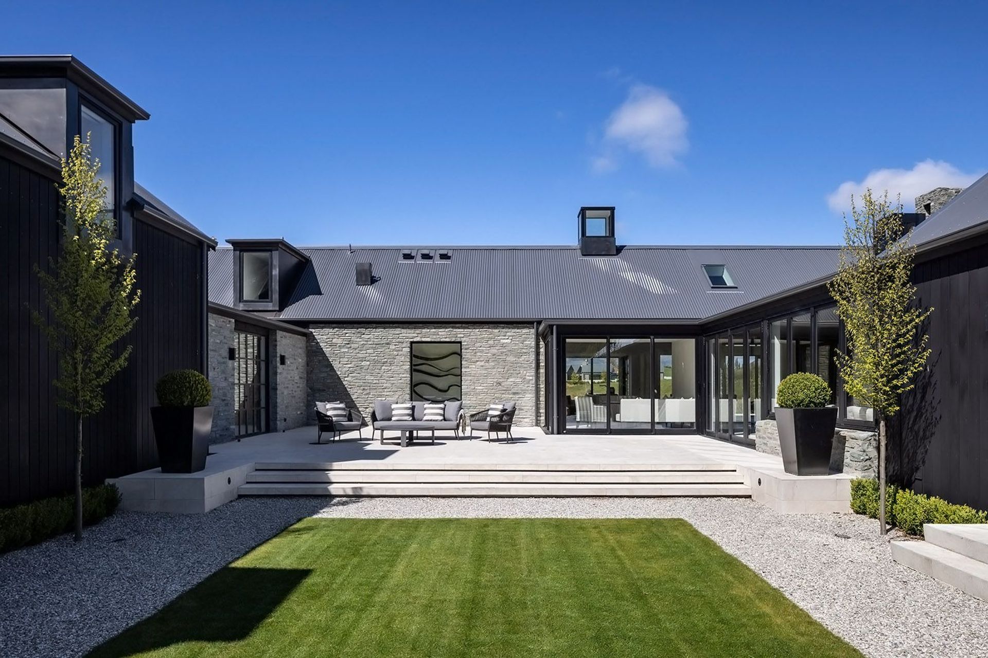 5412-Streamside-Lane-Whitaker-Architects-Devitt-7.jpg