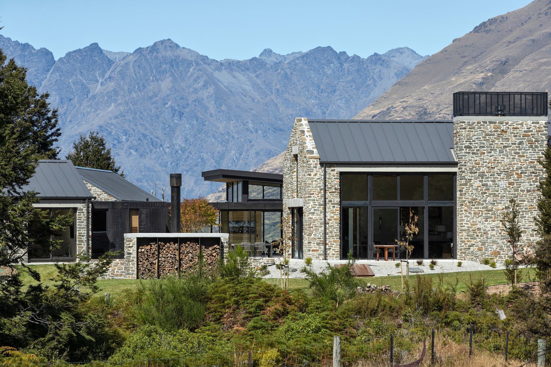 5917-Closeburn-Lodge-Whitaker-Architects-Devitt-12-ap-compressed.jpg
