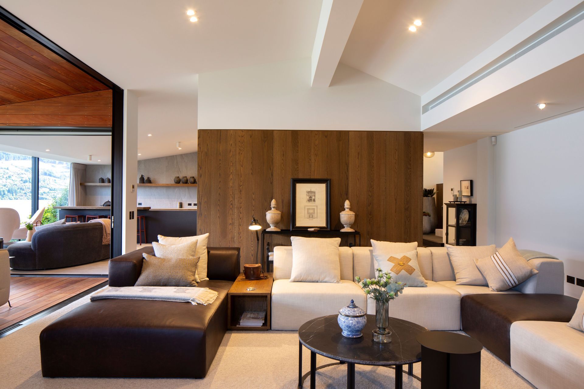 643PeninsularRoadKelvinHeights019.jpg