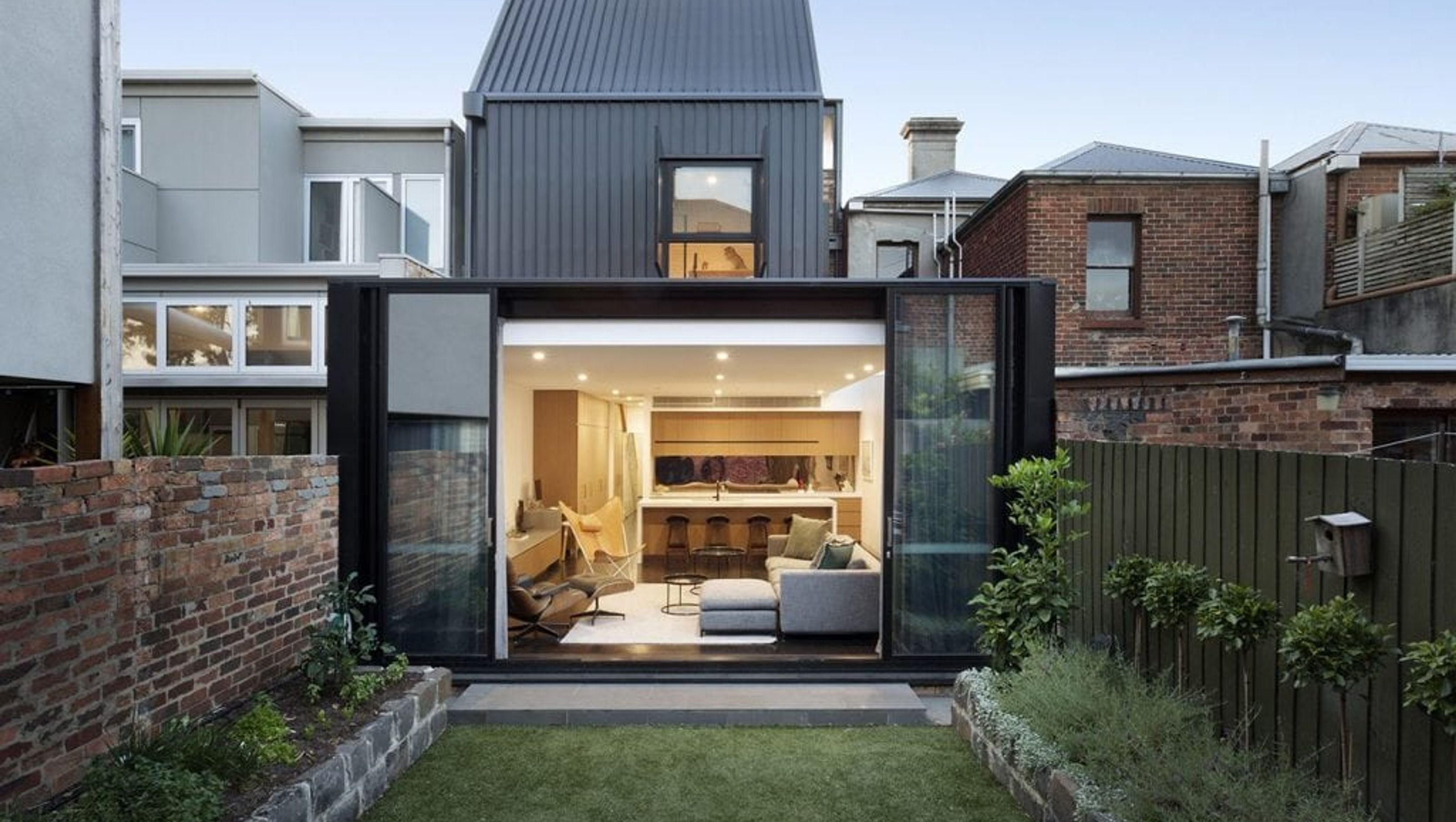 Frame Terrace